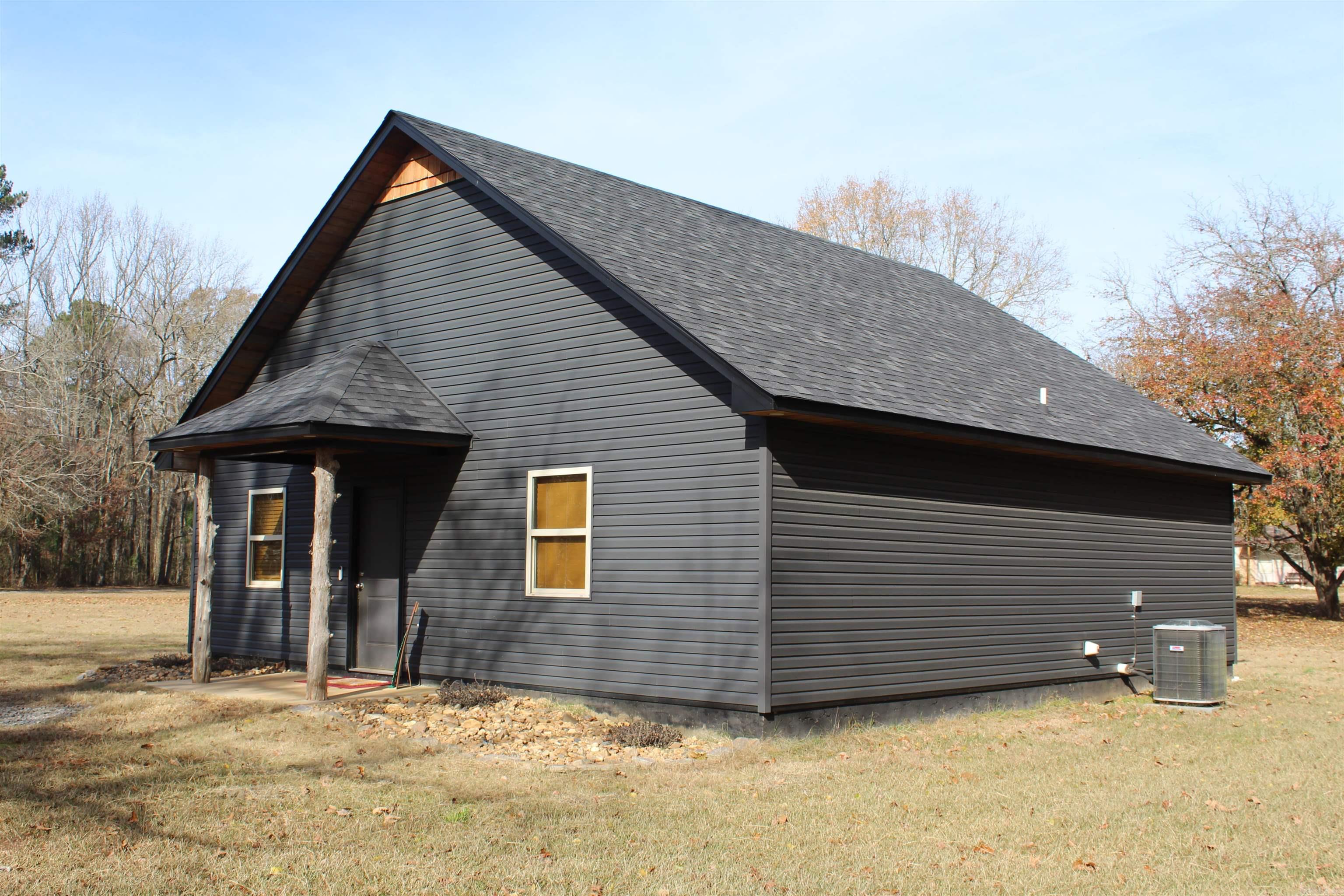 2370 Grant 10  Sheridan, AR