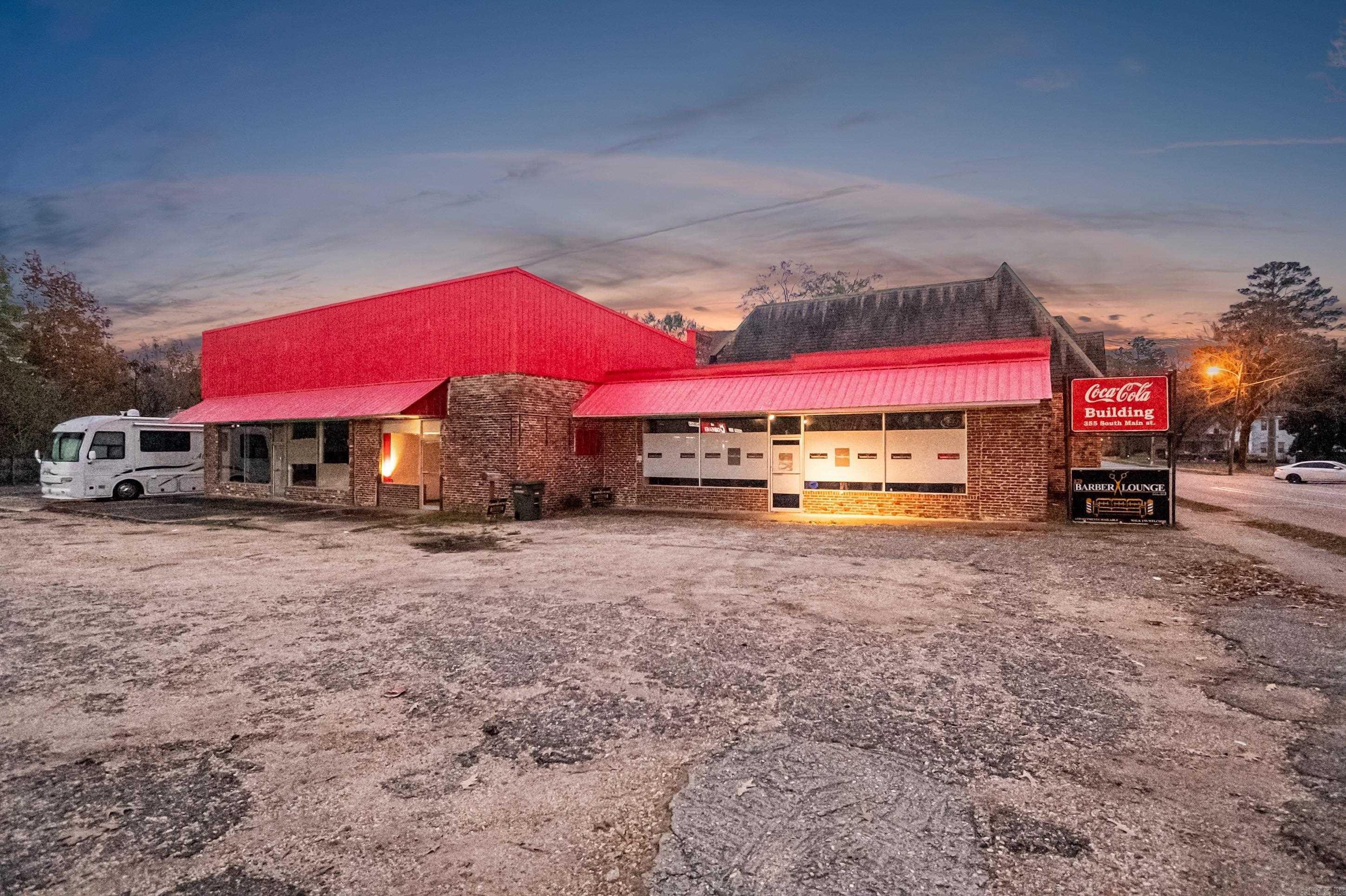 355 S Main St  Monticello, AR