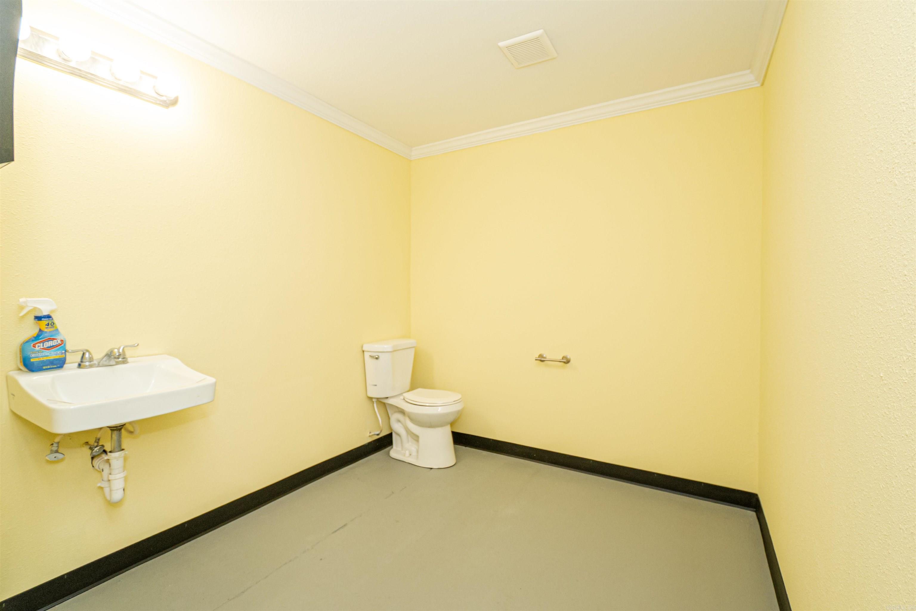 355 S Main St  Monticello, AR