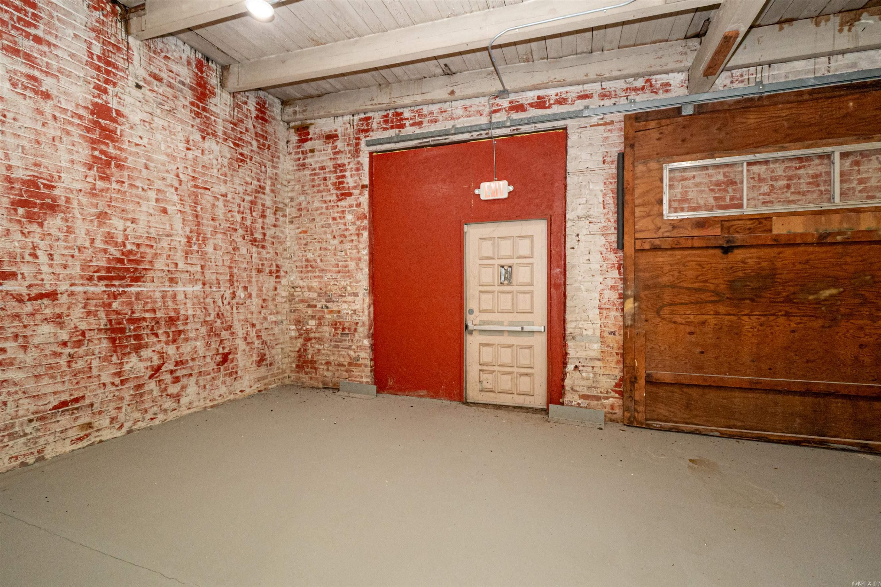 355 S Main St  Monticello, AR