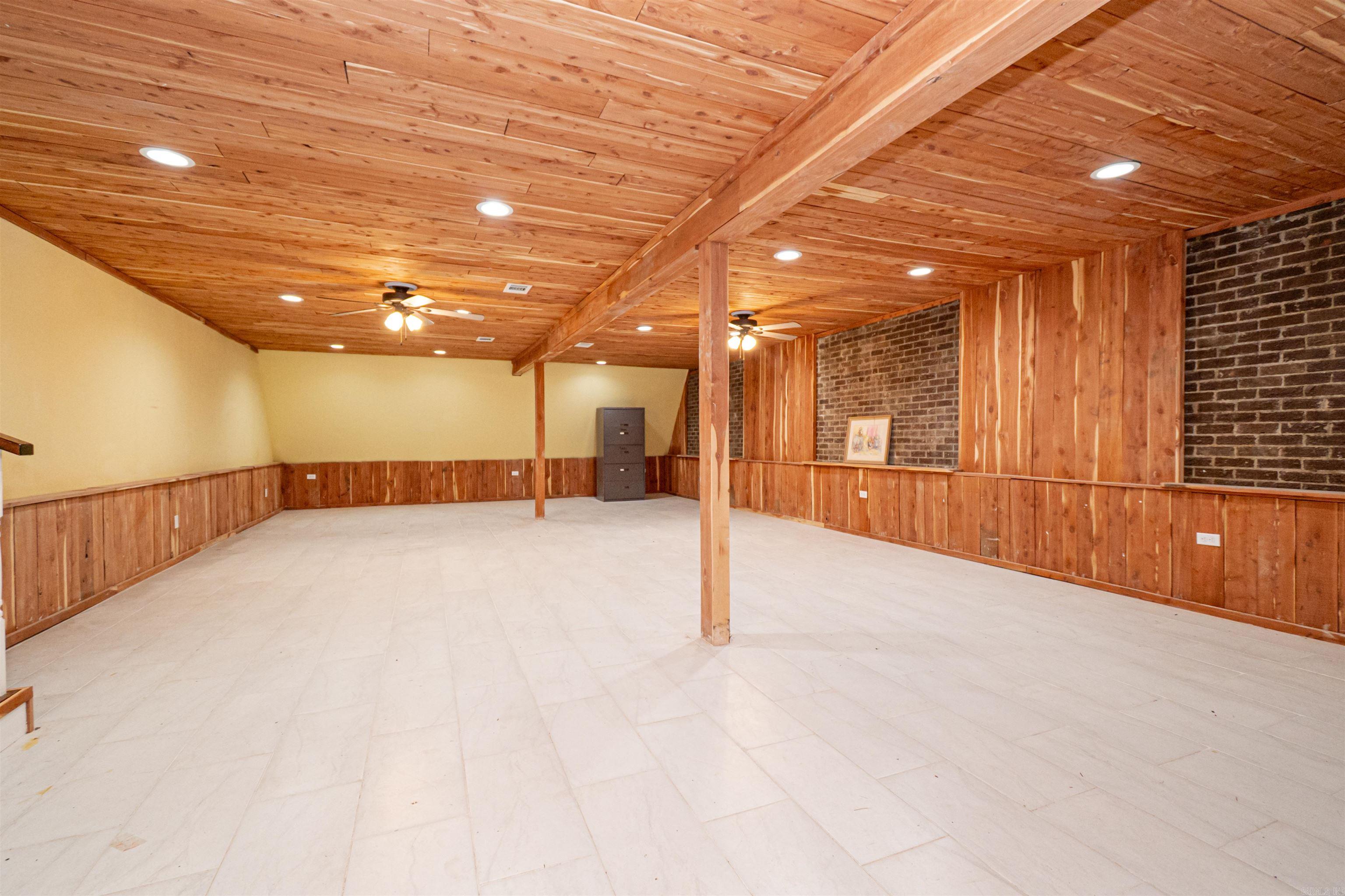 355 S Main St  Monticello, AR