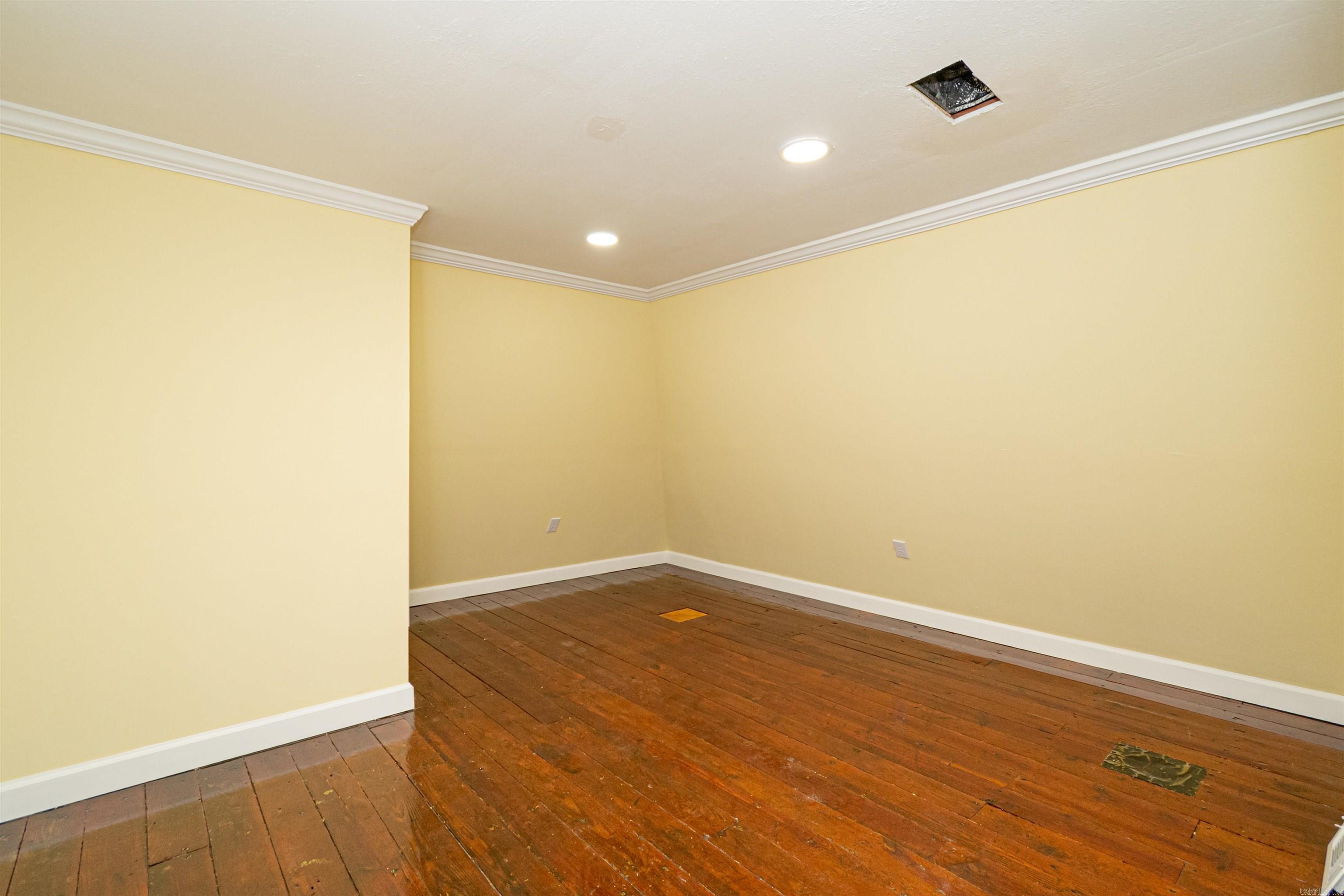 355 S Main St  Monticello, AR