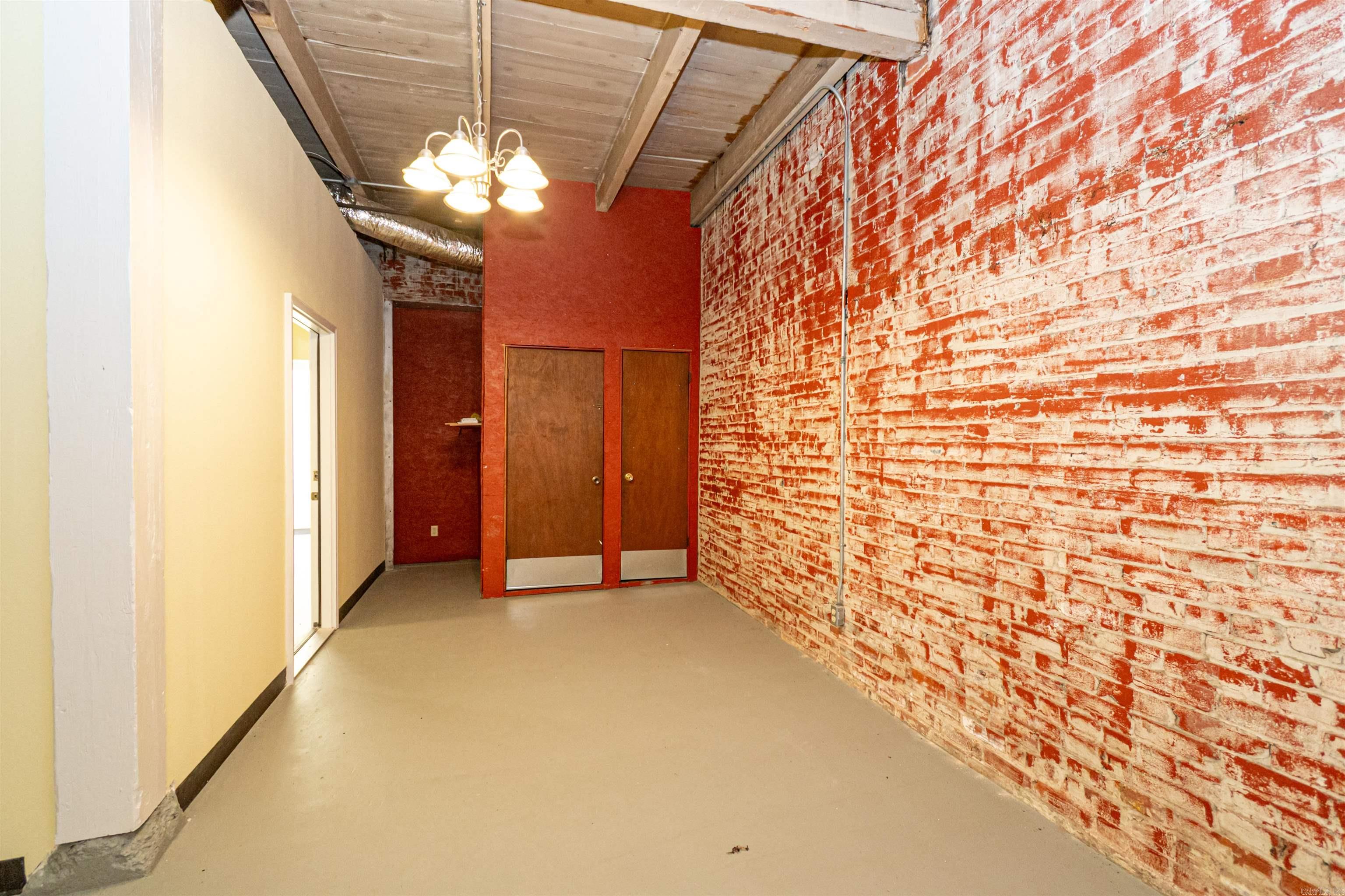 355 S Main St  Monticello, AR