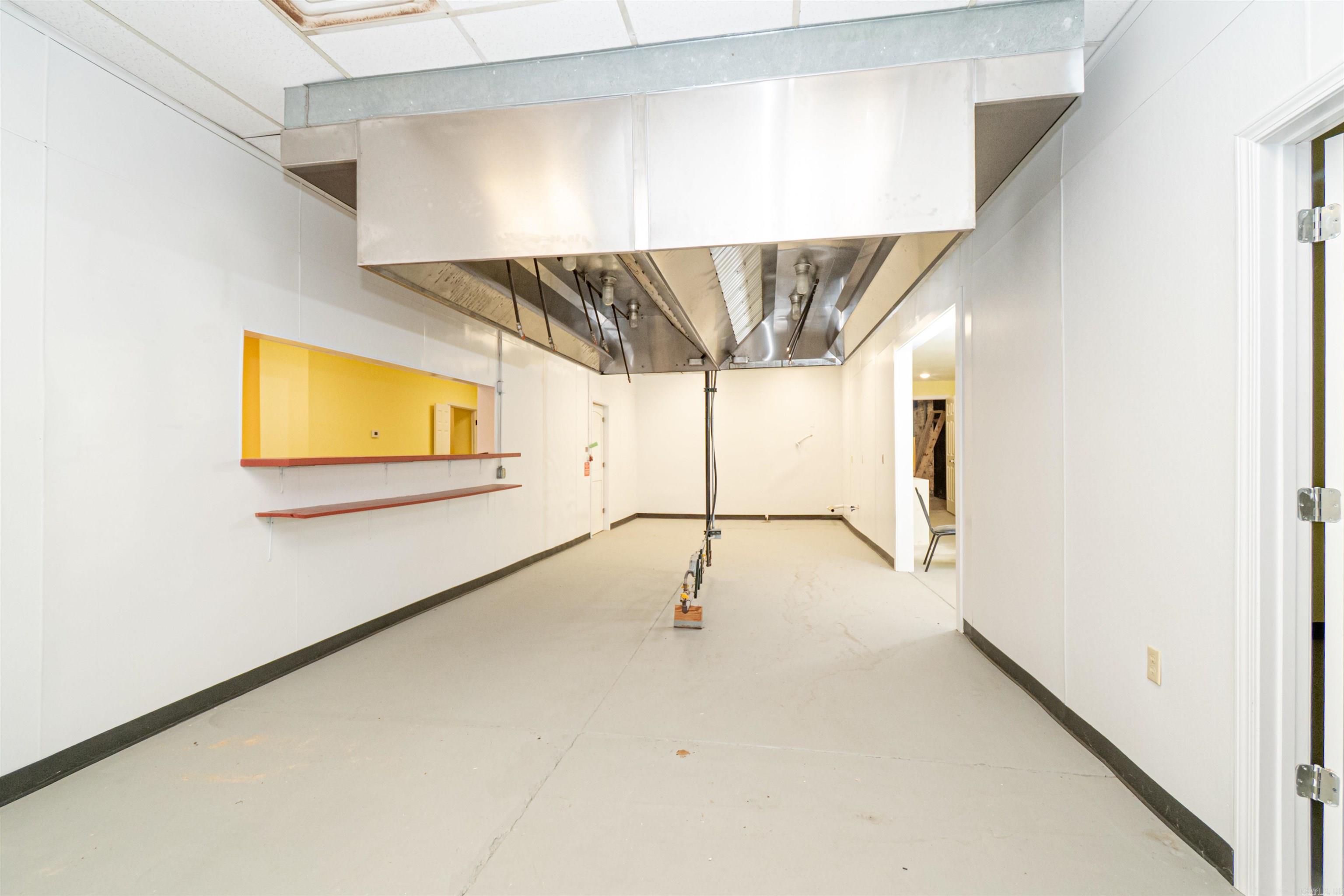 355 S Main St  Monticello, AR