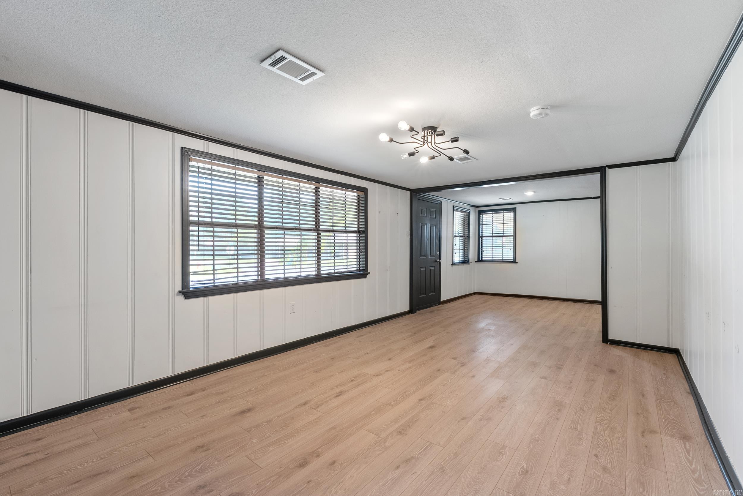 1951 Torreyson St.  Conway, AR