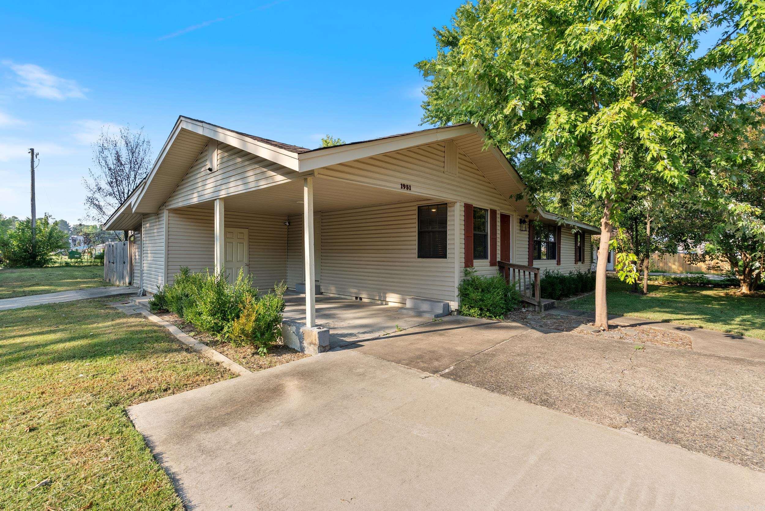 1951 Torreyson St.  Conway, AR