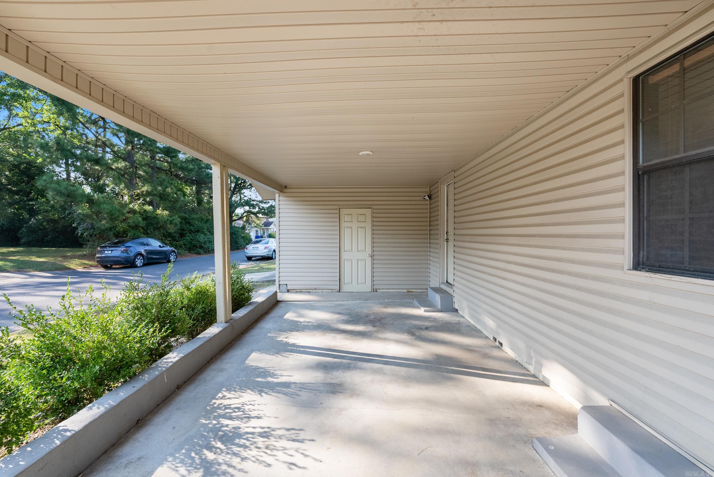 1951 Torreyson St.  Conway, AR