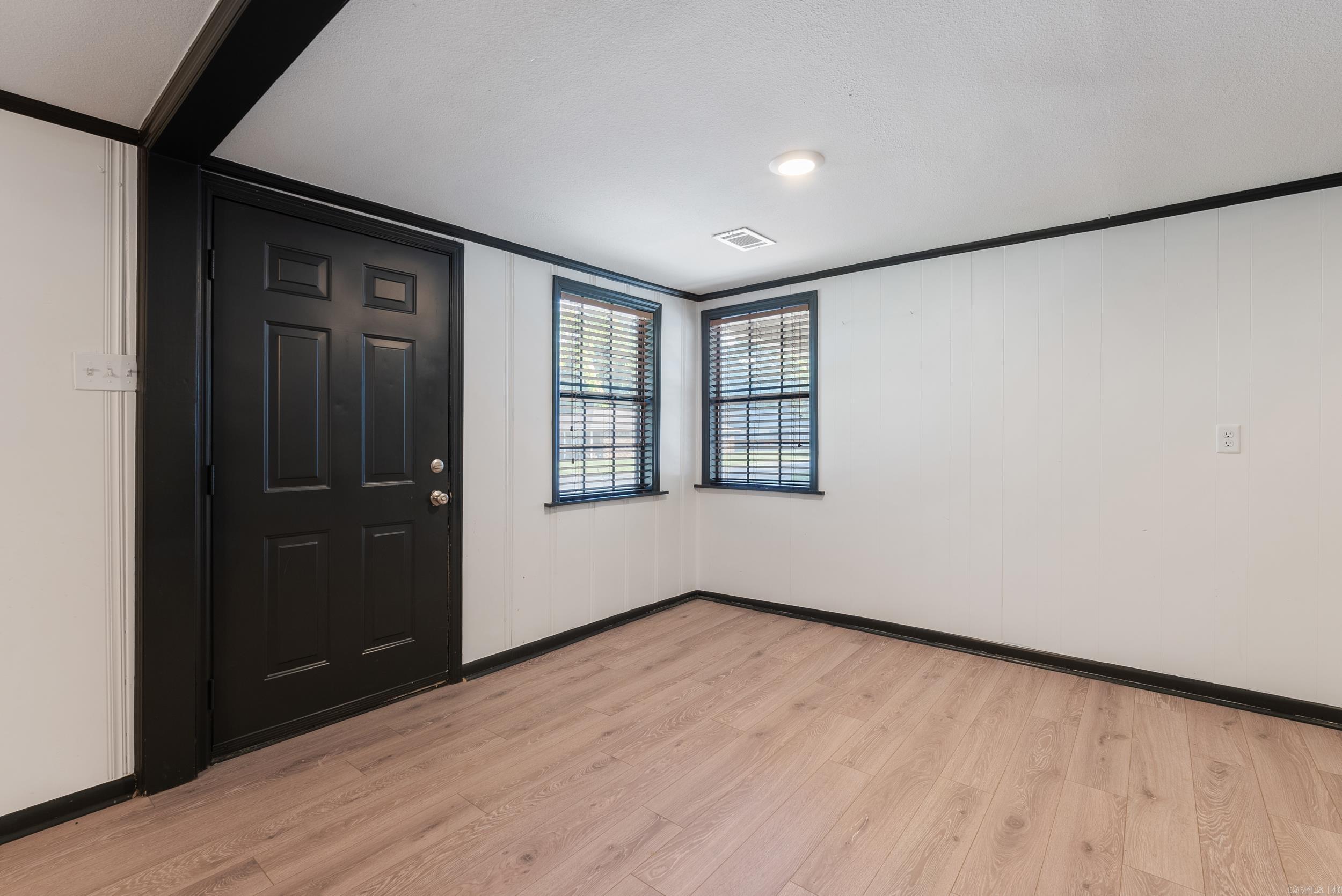 1951 Torreyson St.  Conway, AR