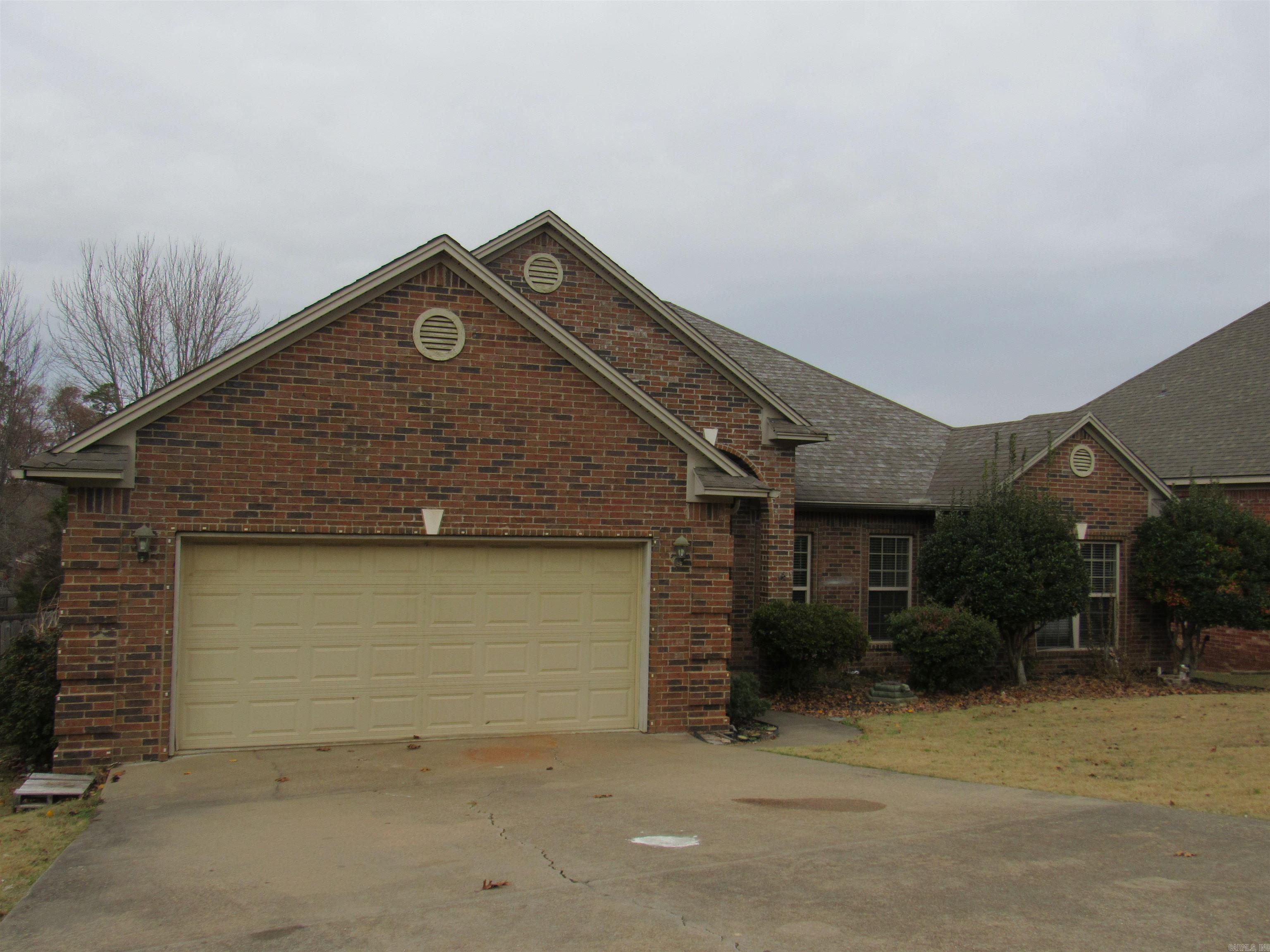 125 Orleans Dr  Maumelle, AR