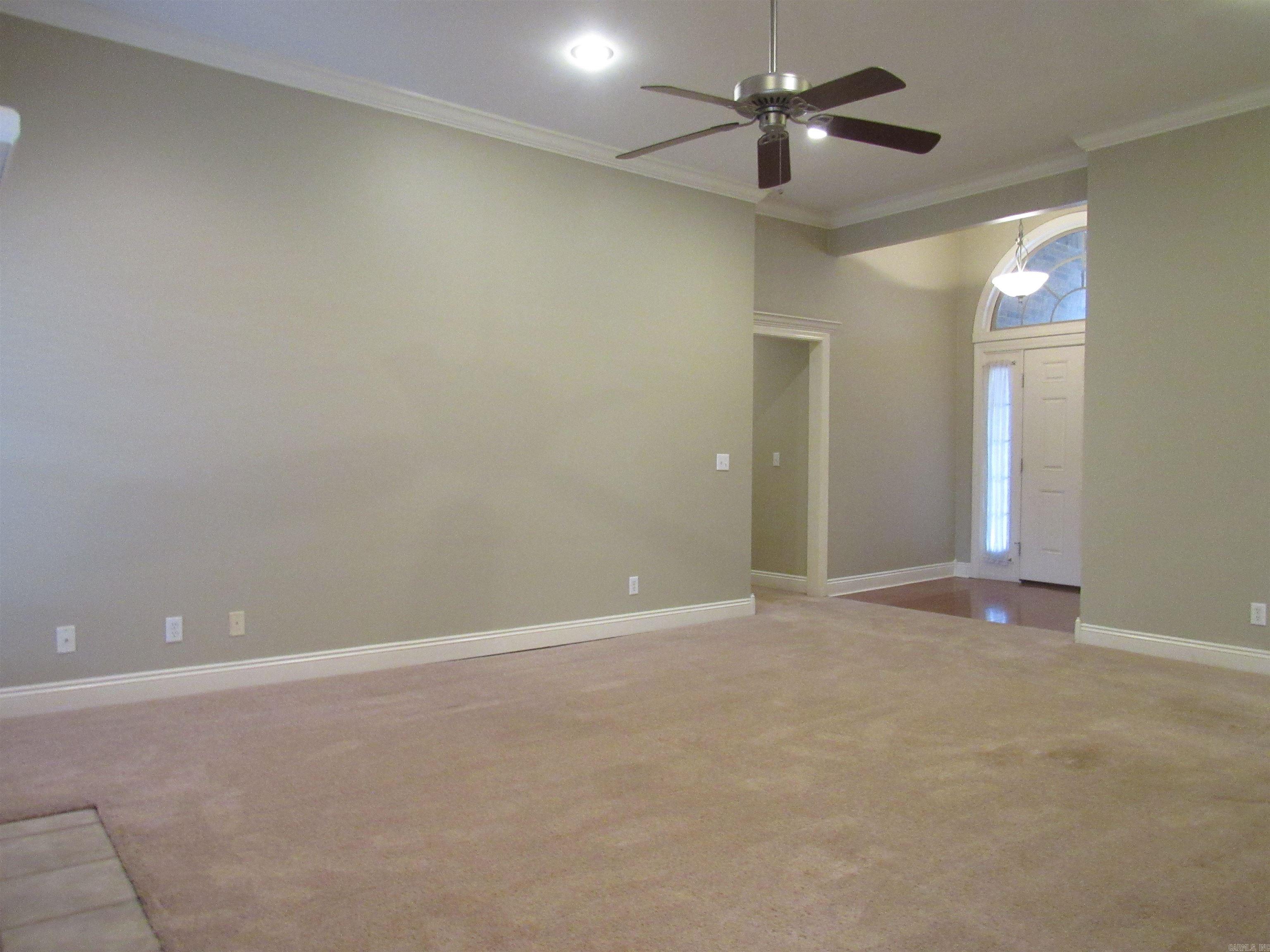 125 Orleans Dr  Maumelle, AR