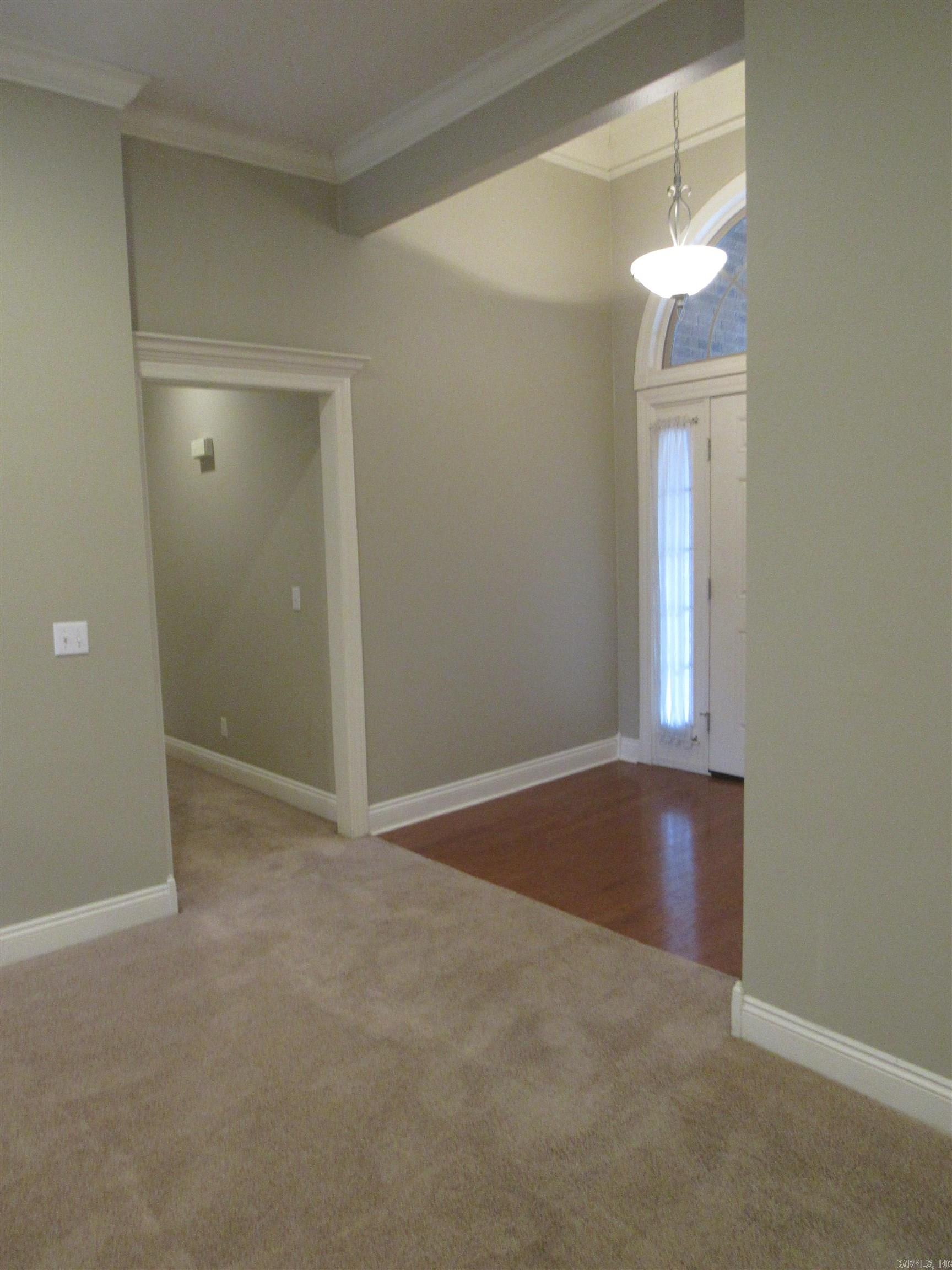 125 Orleans Dr  Maumelle, AR