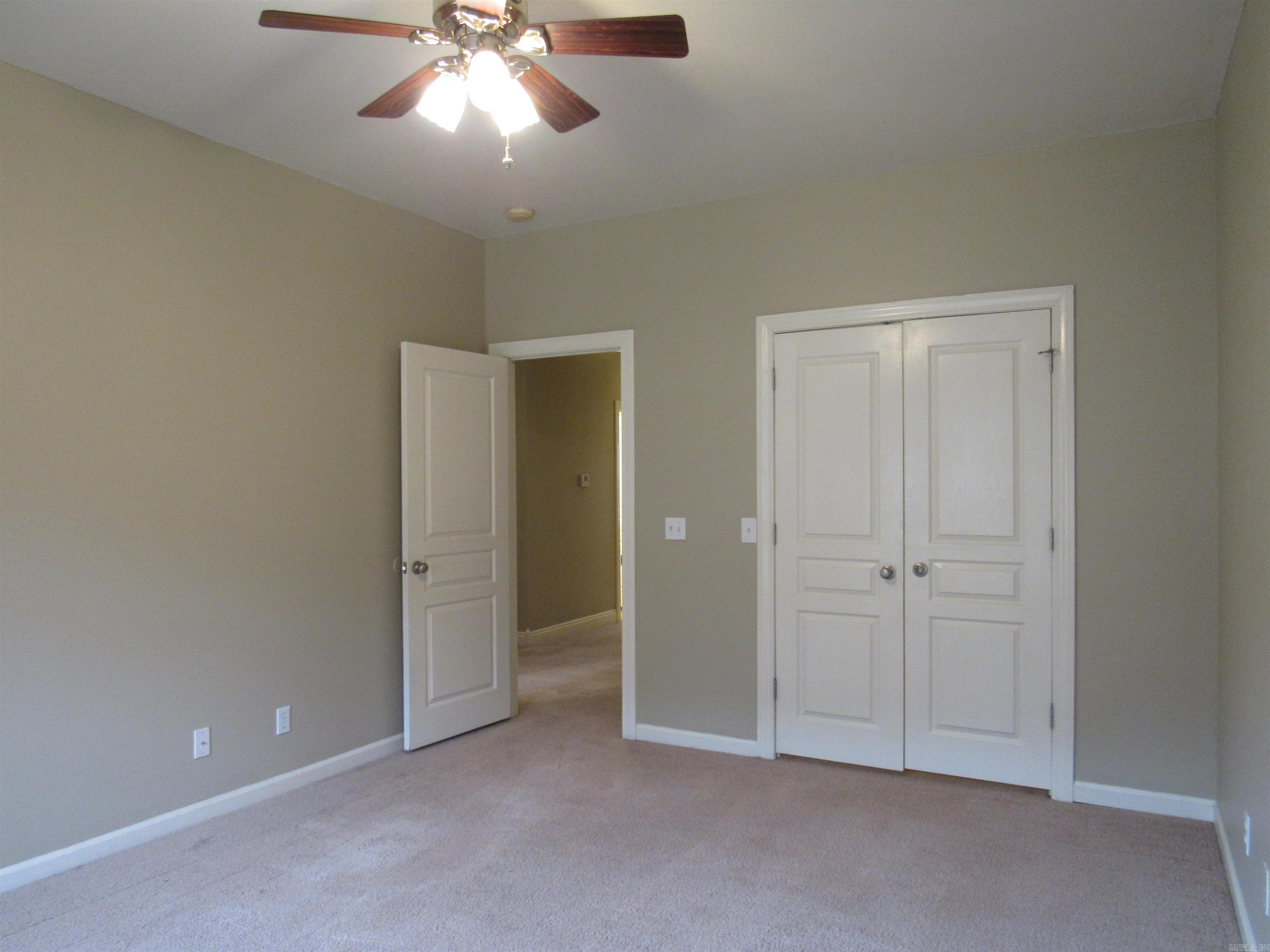 125 Orleans Dr  Maumelle, AR