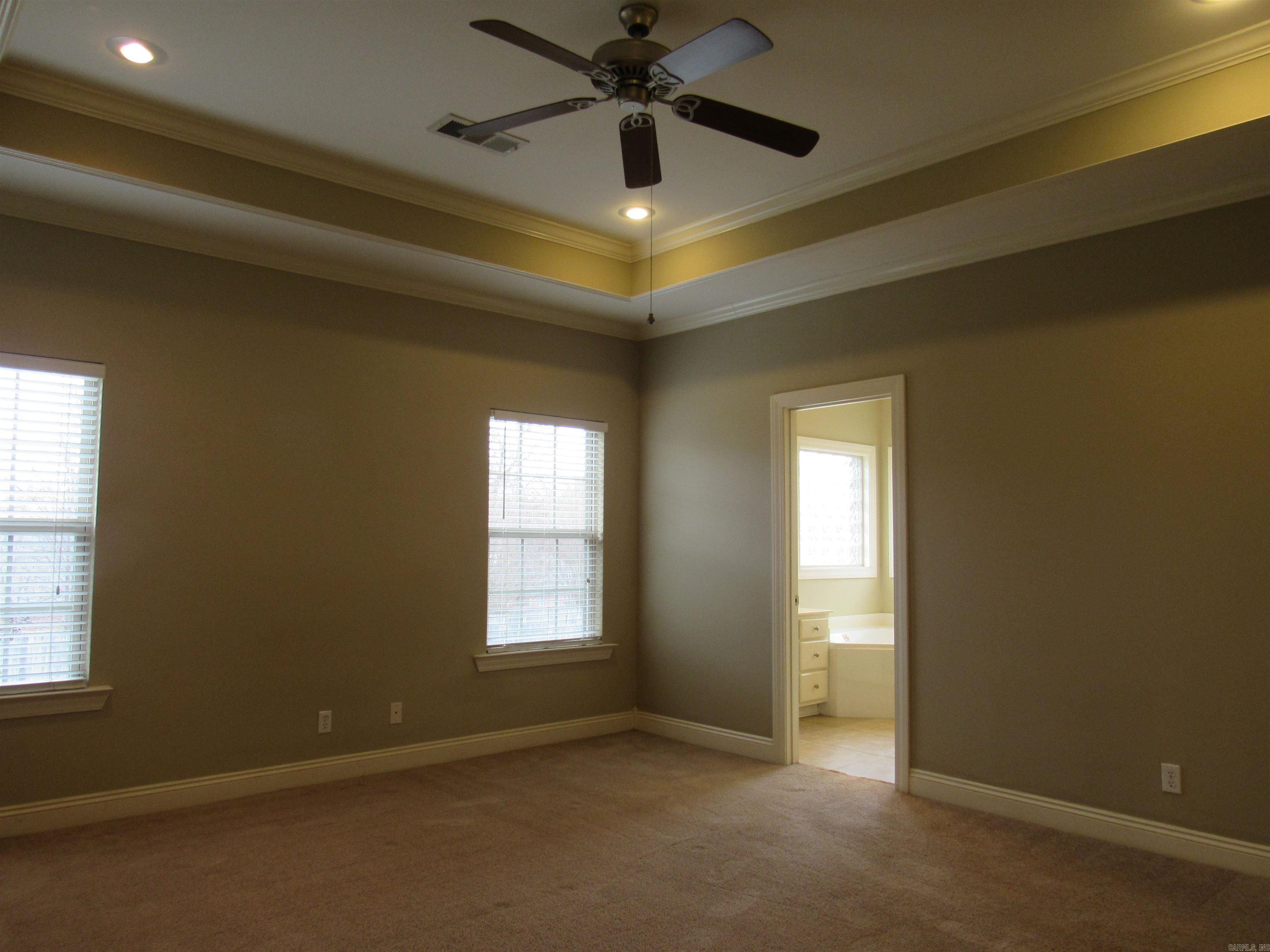 125 Orleans Dr  Maumelle, AR