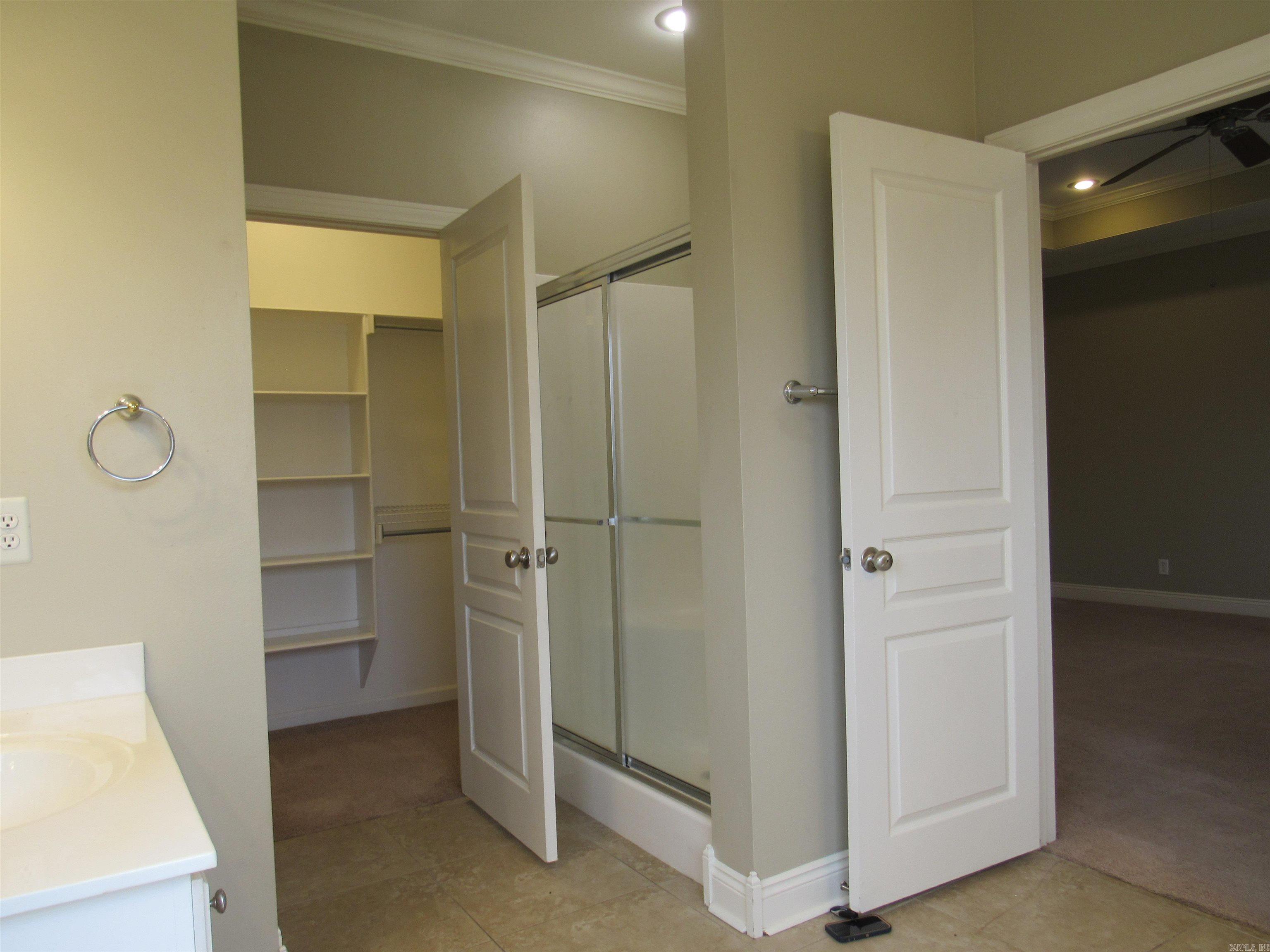 125 Orleans Dr  Maumelle, AR