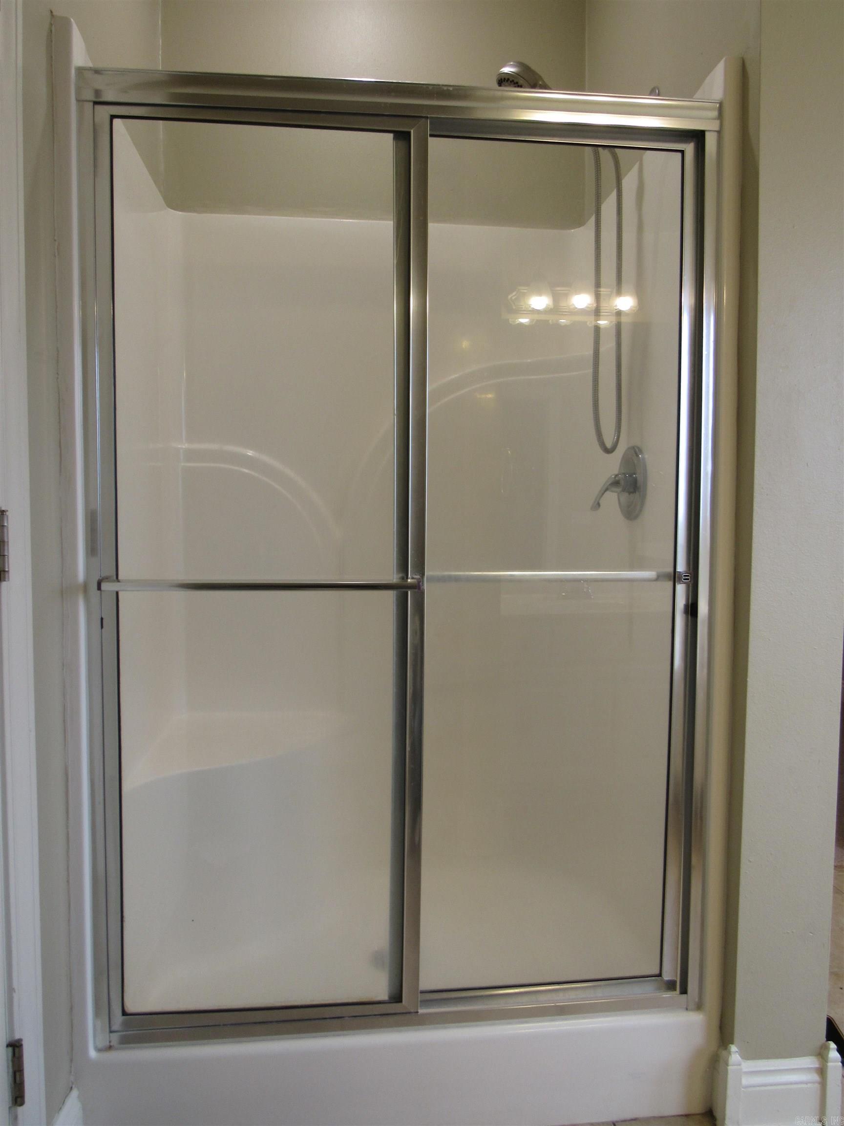 125 Orleans Dr  Maumelle, AR