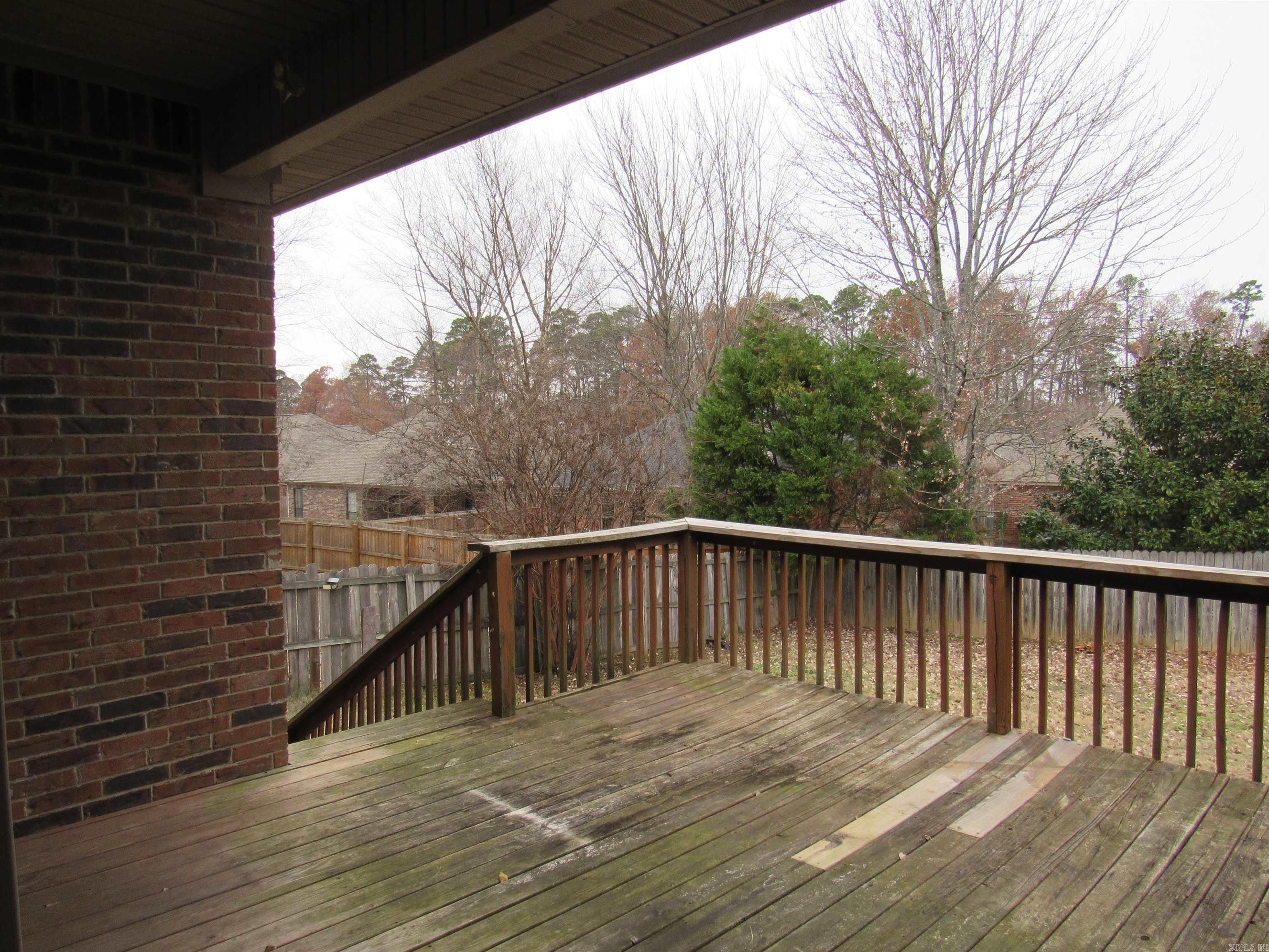 125 Orleans Dr  Maumelle, AR