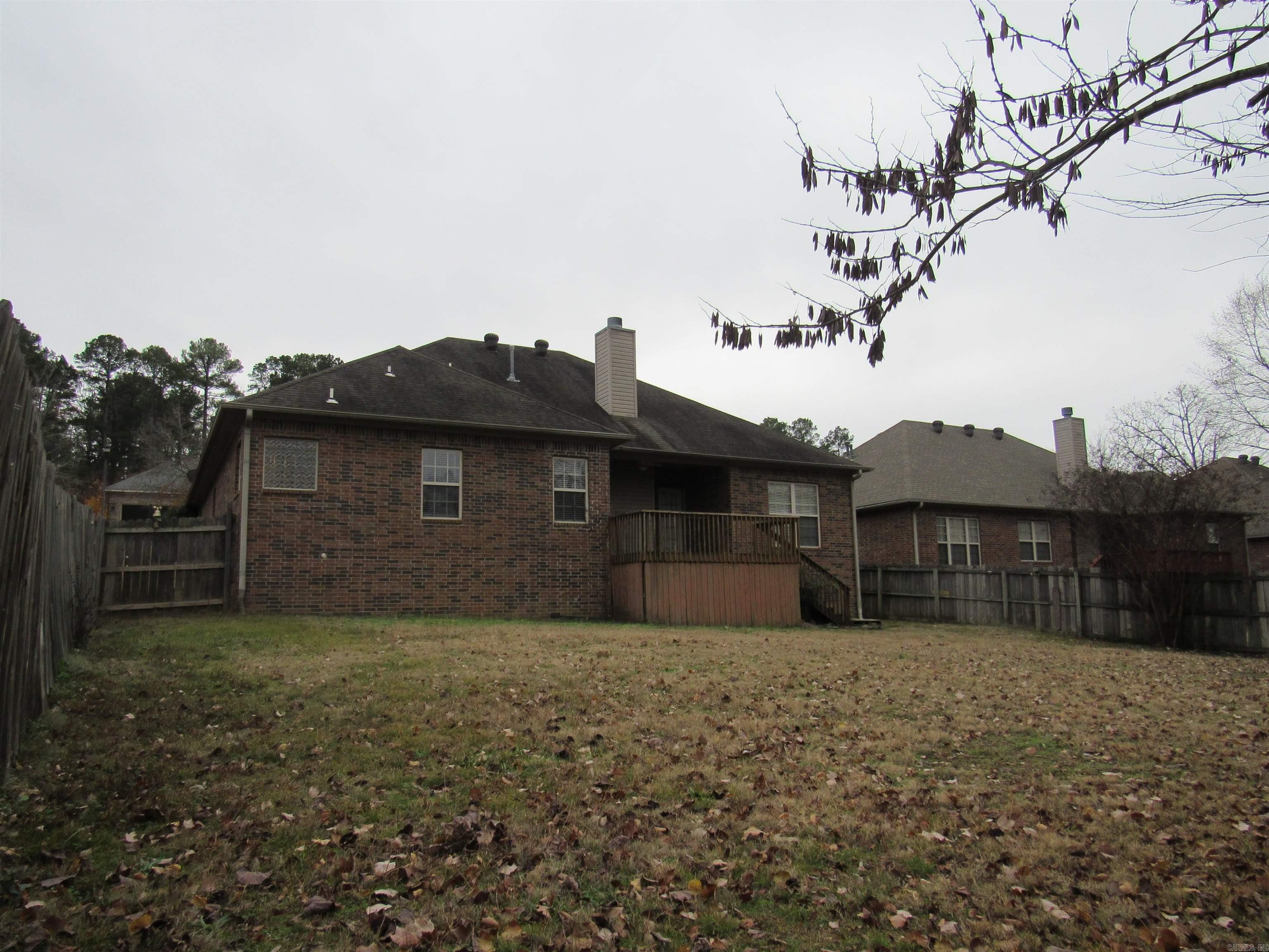 125 Orleans Dr  Maumelle, AR