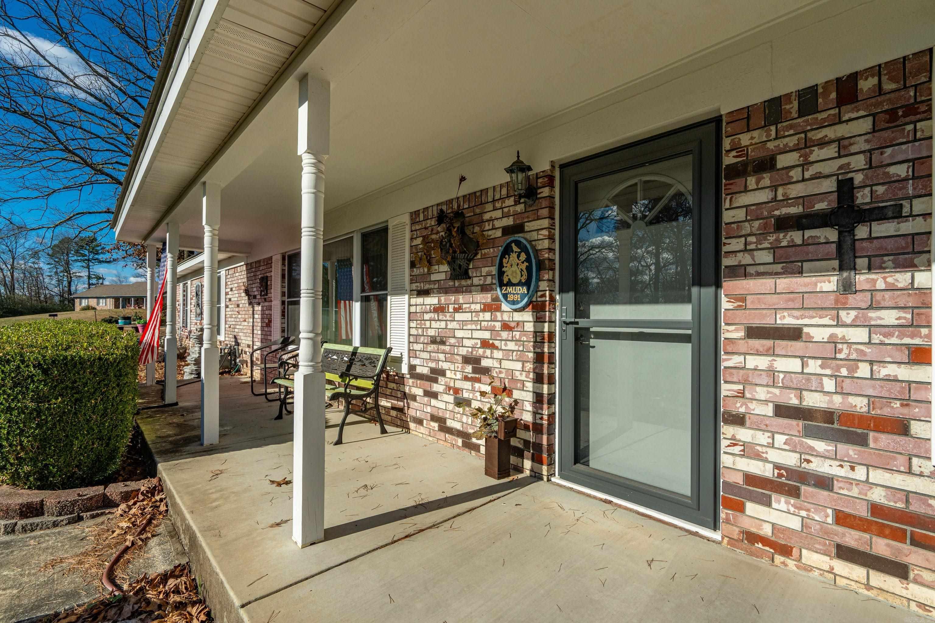 105 Seminole Ct Hot Springs, AR 71901