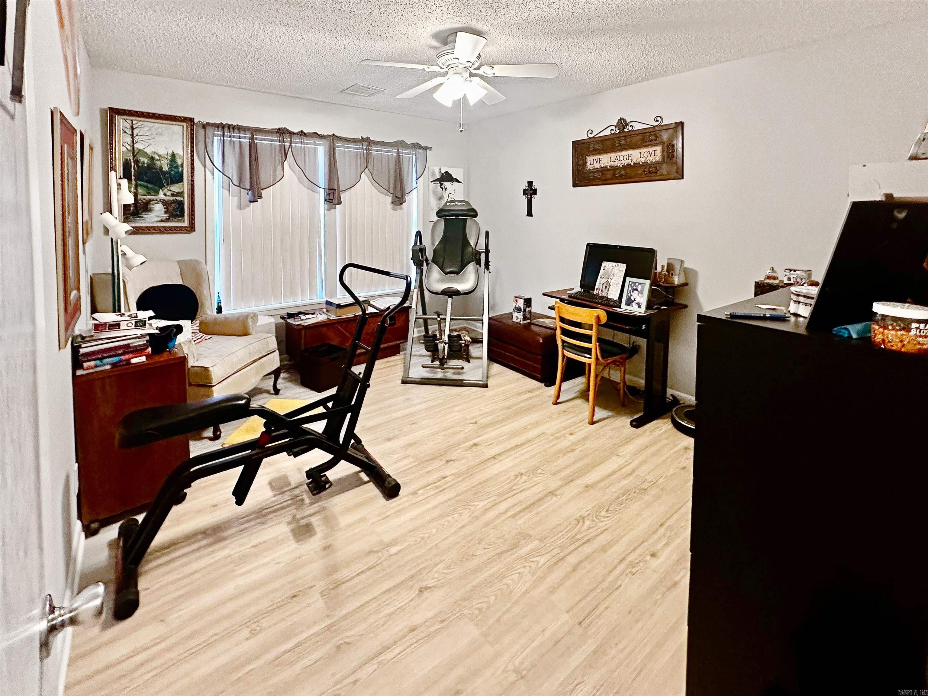 105 Seminole Ct  Hot Springs, AR