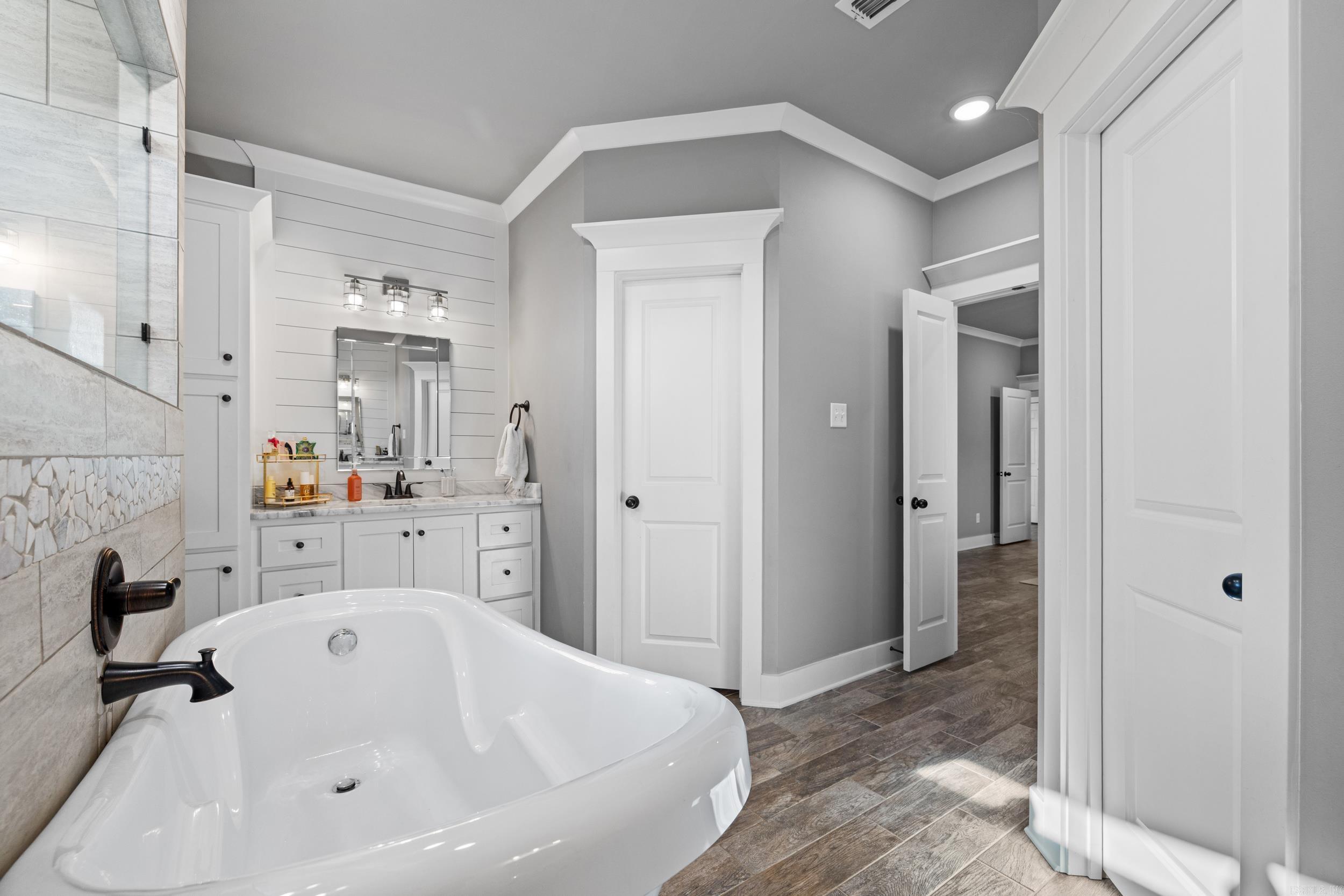 125 Mayberry Dr Cabot, AR 72023