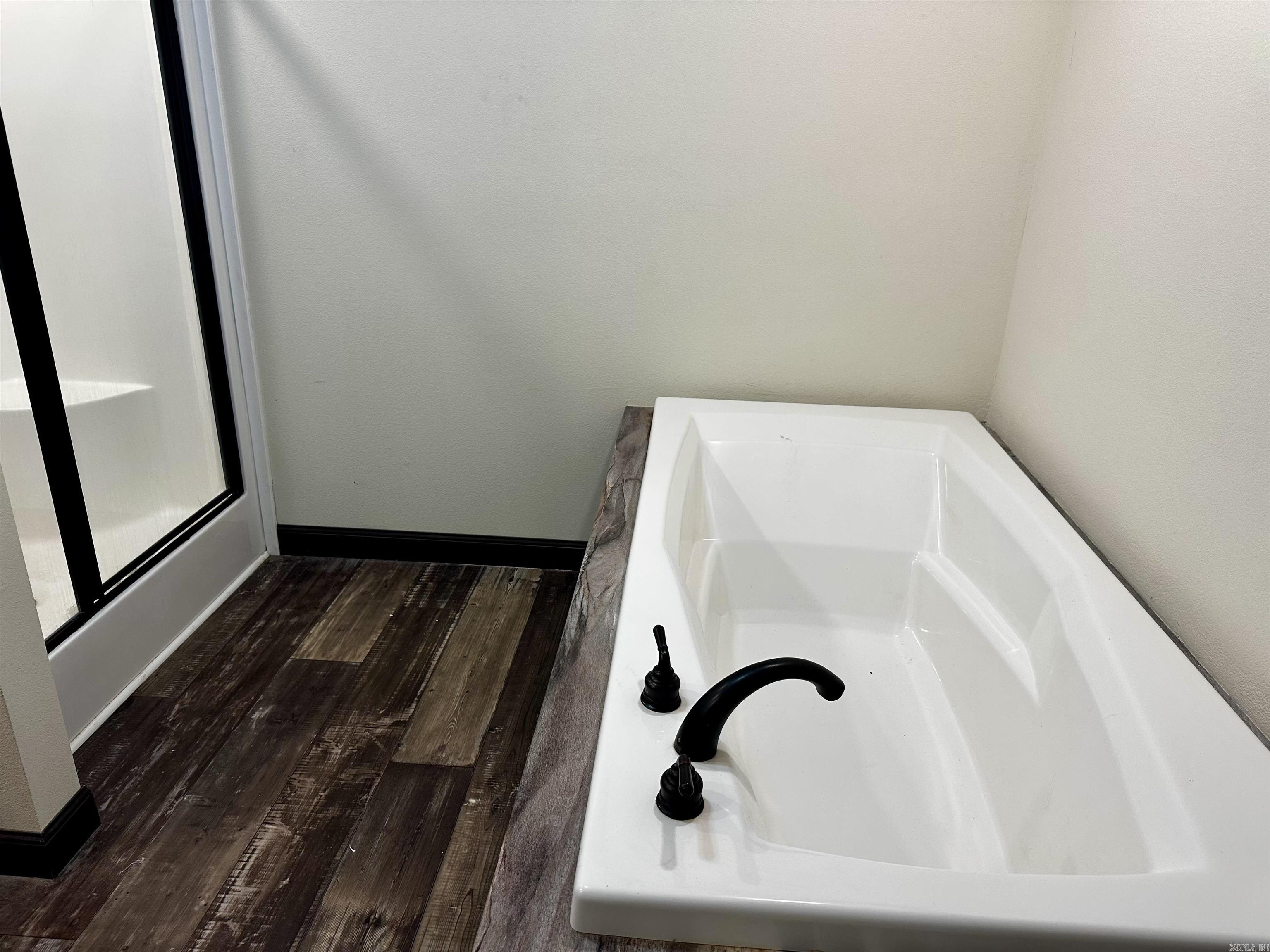 5681 MC 5014  Everton, AR