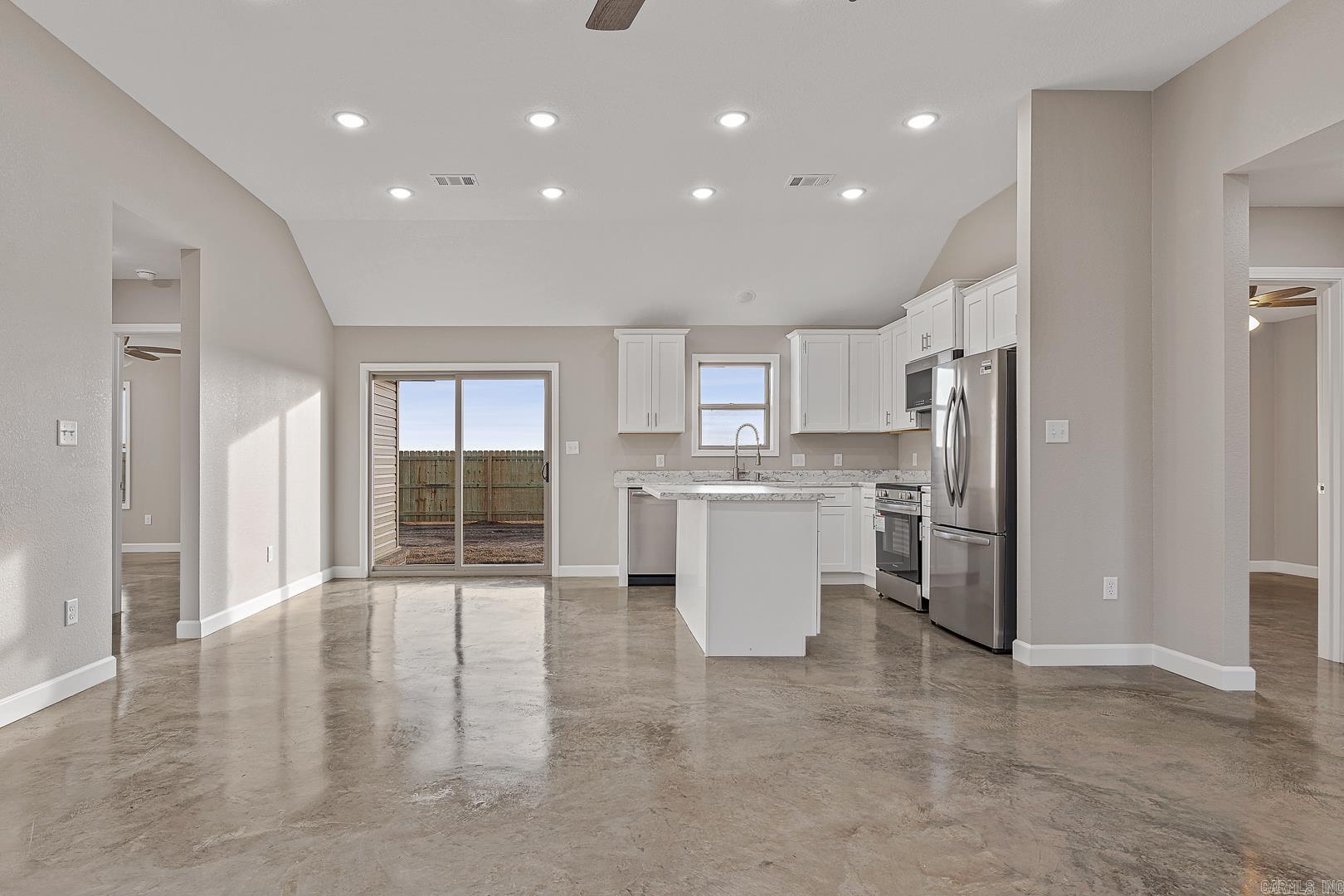 1005 Sixth Lake City, AR 72437