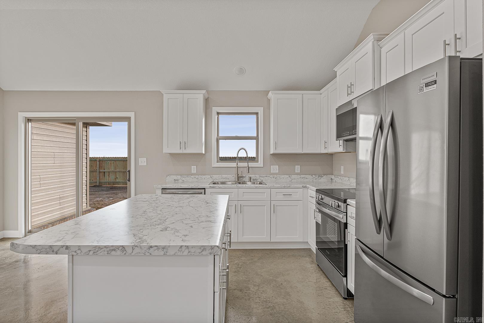 1005 Sixth Lake City, AR 72437