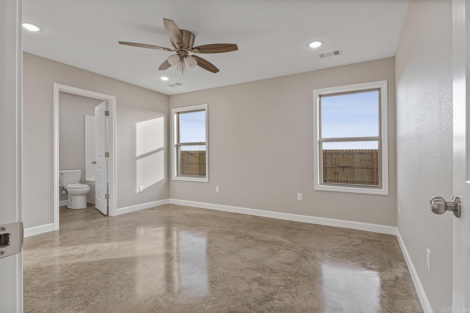 1005 Sixth Lake City, AR 72437