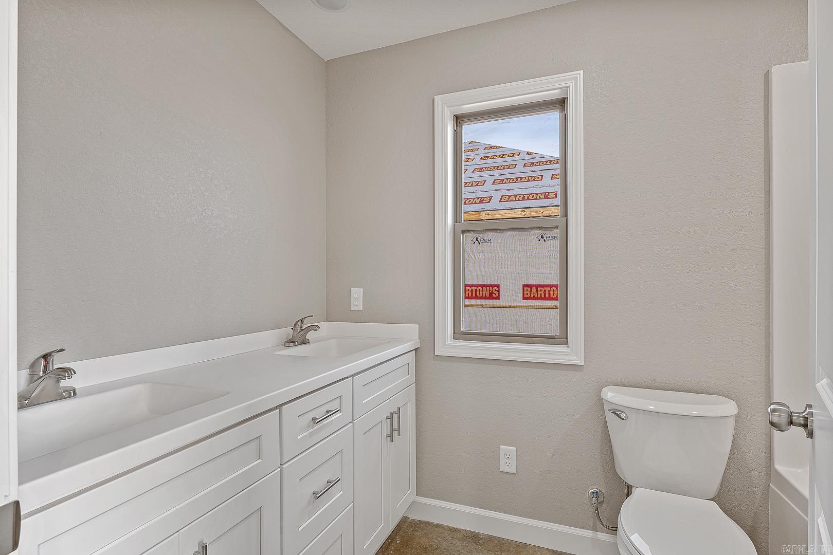 1005 Sixth Lake City, AR 72437