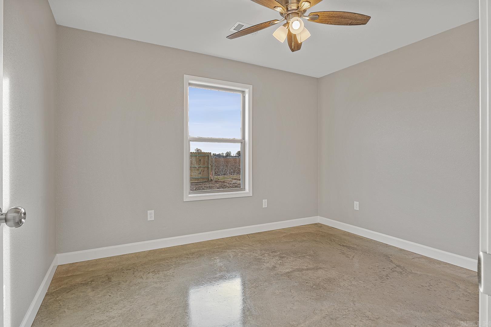 1005 Sixth Lake City, AR 72437