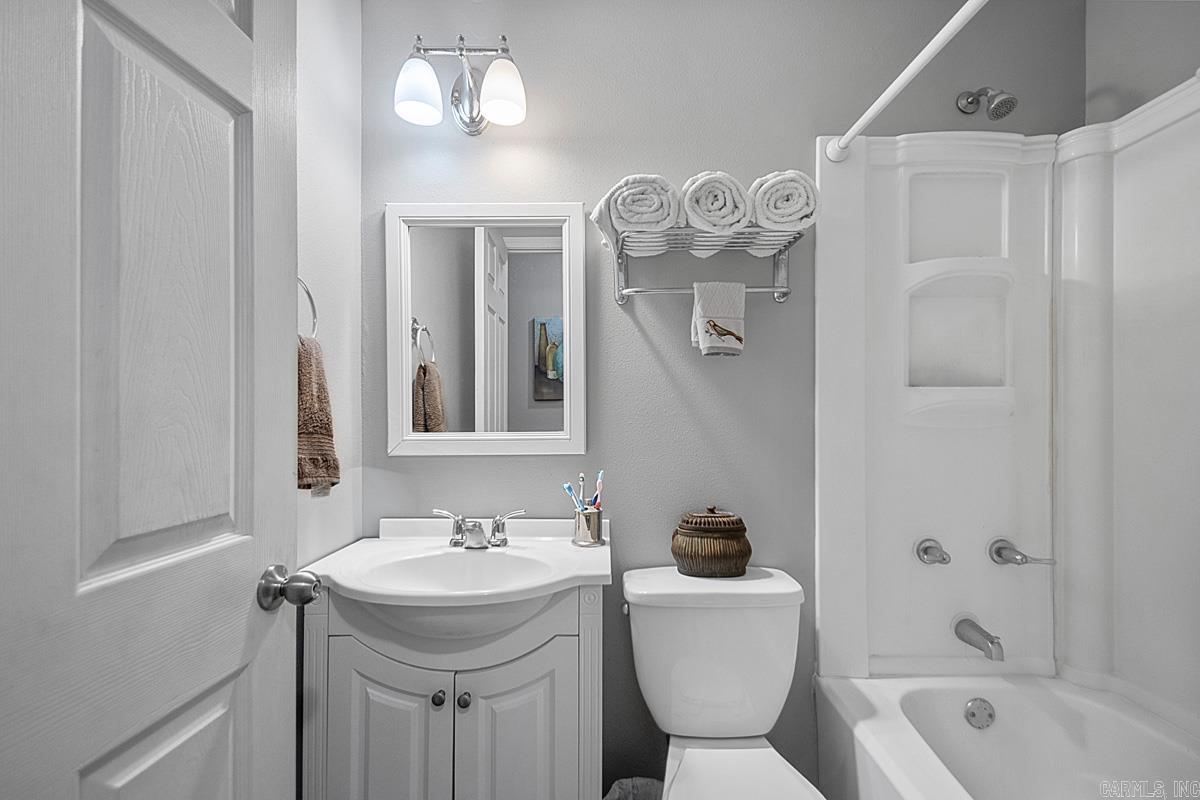 912 W Vine  Sheridan, AR