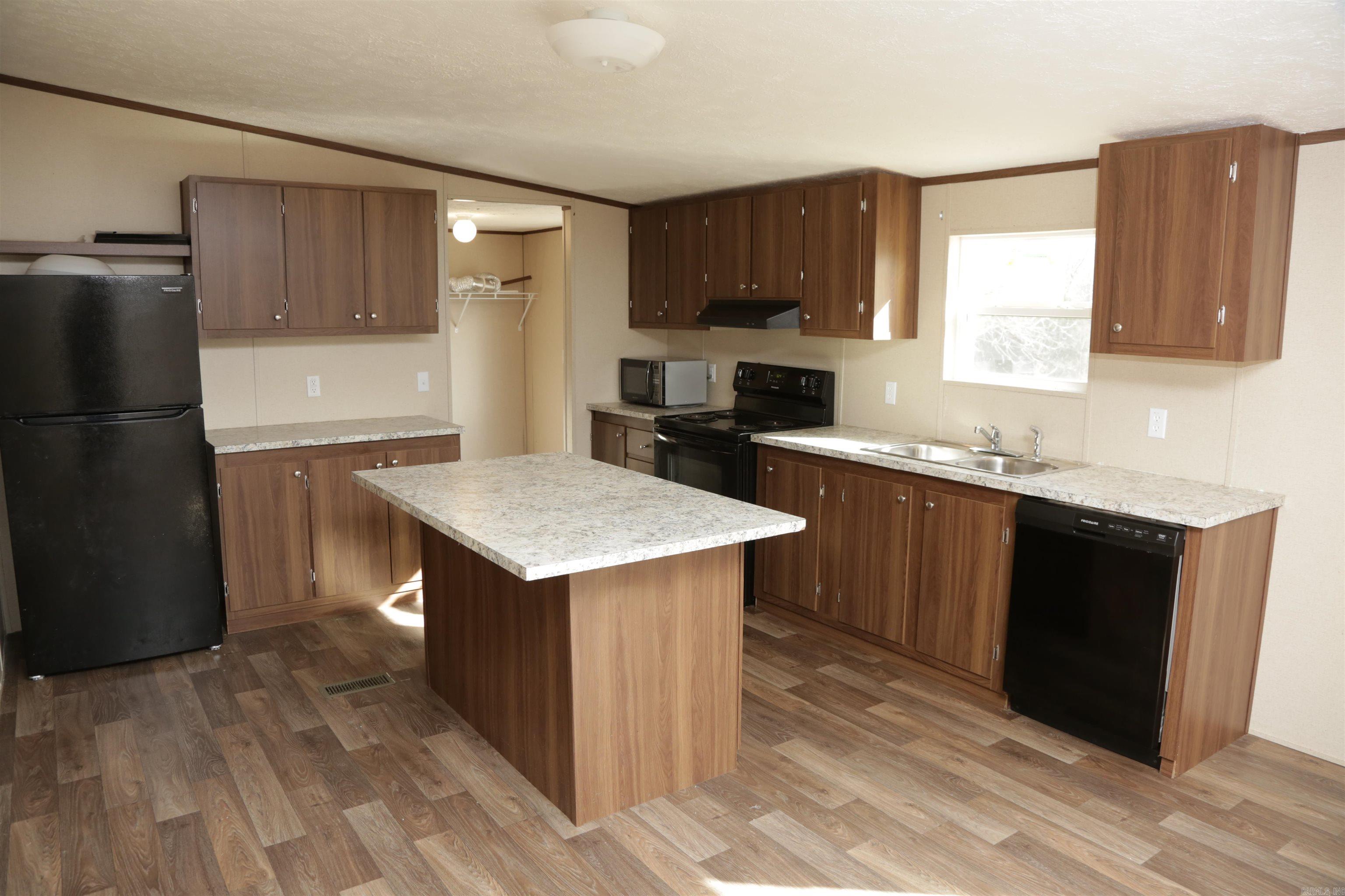 167 Melon  Cave City, AR