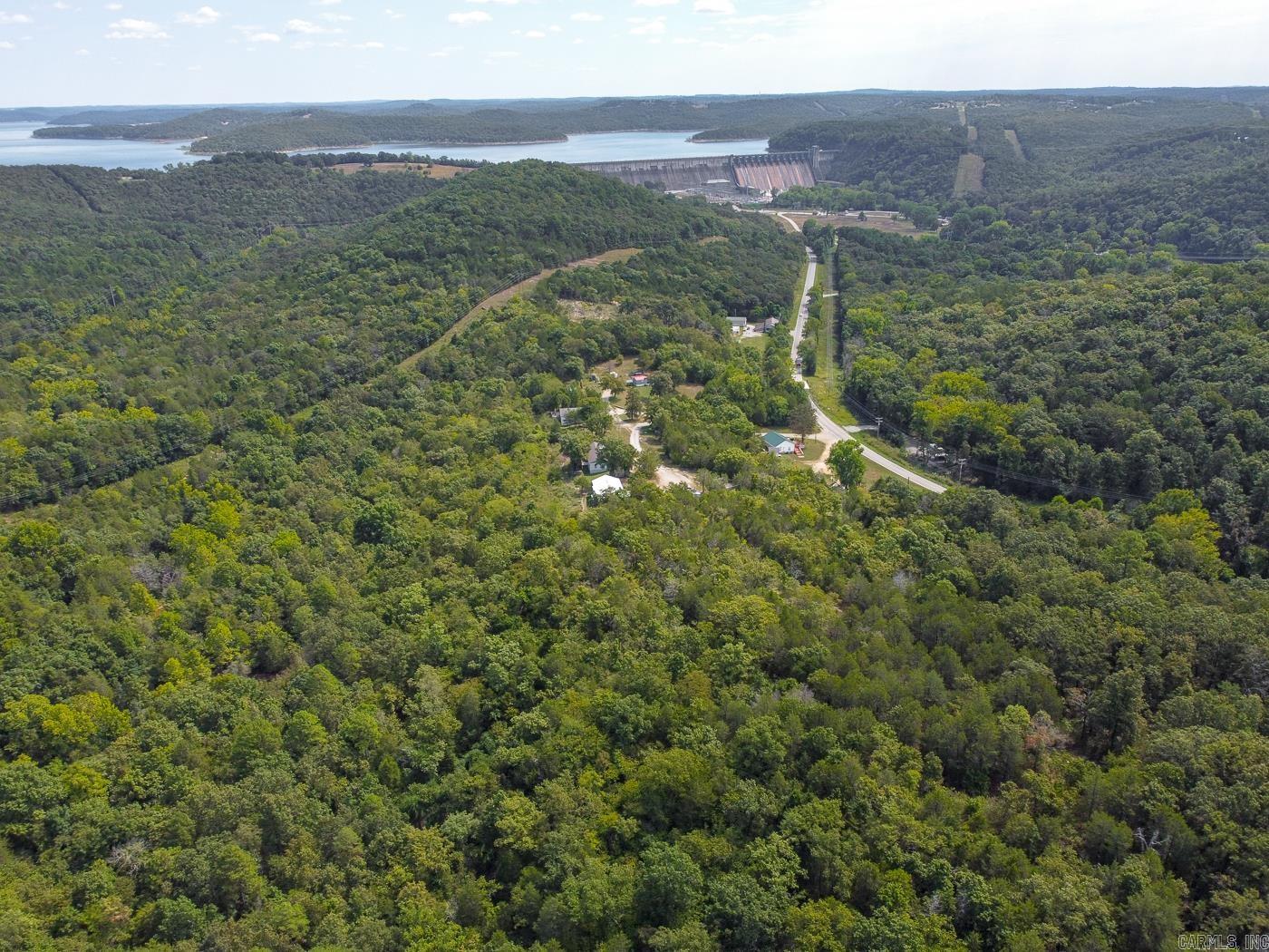 72 W Piper Ln  Salesville, AR