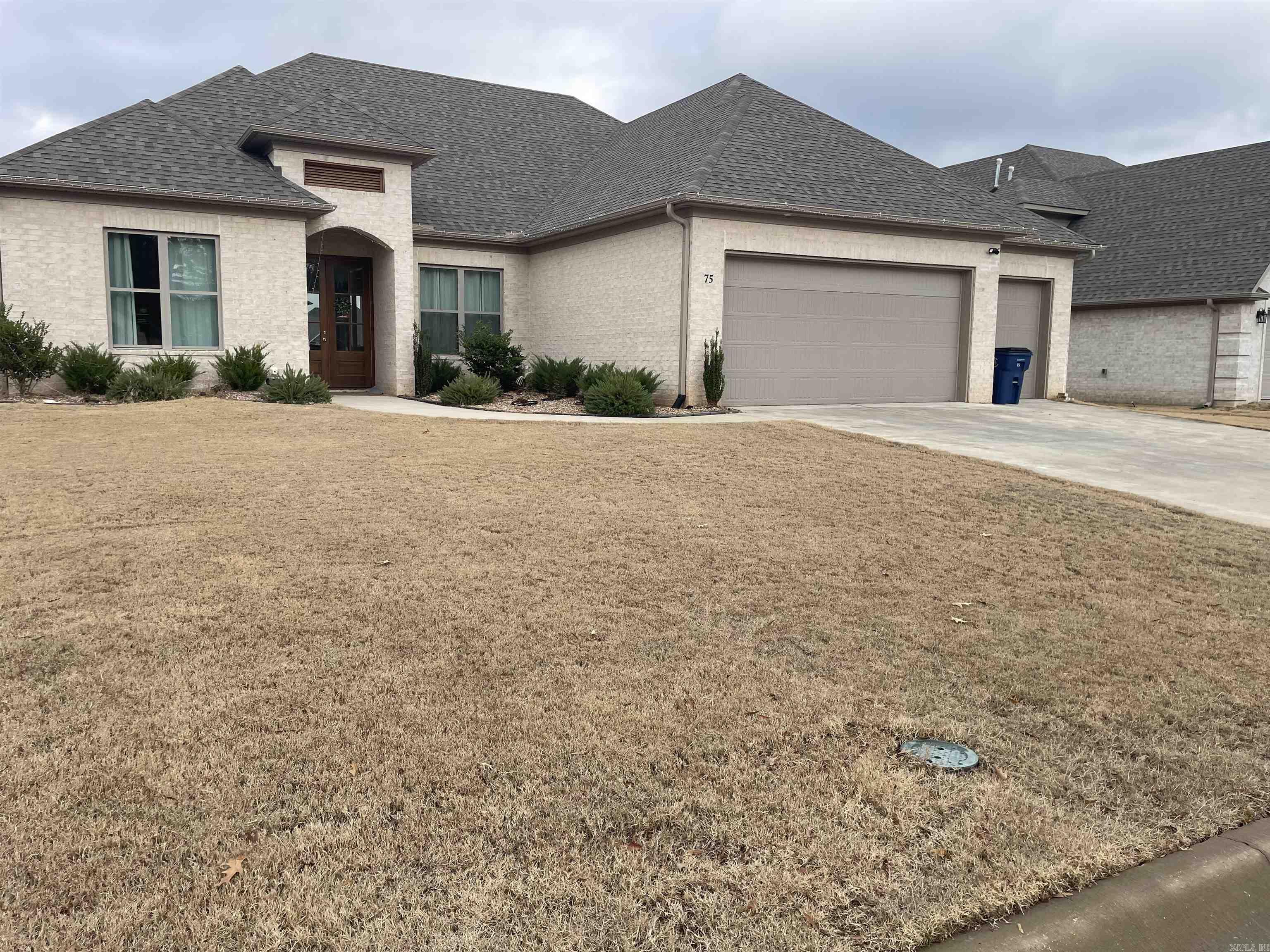 75 Lucia Lane Maumelle, AR 72113