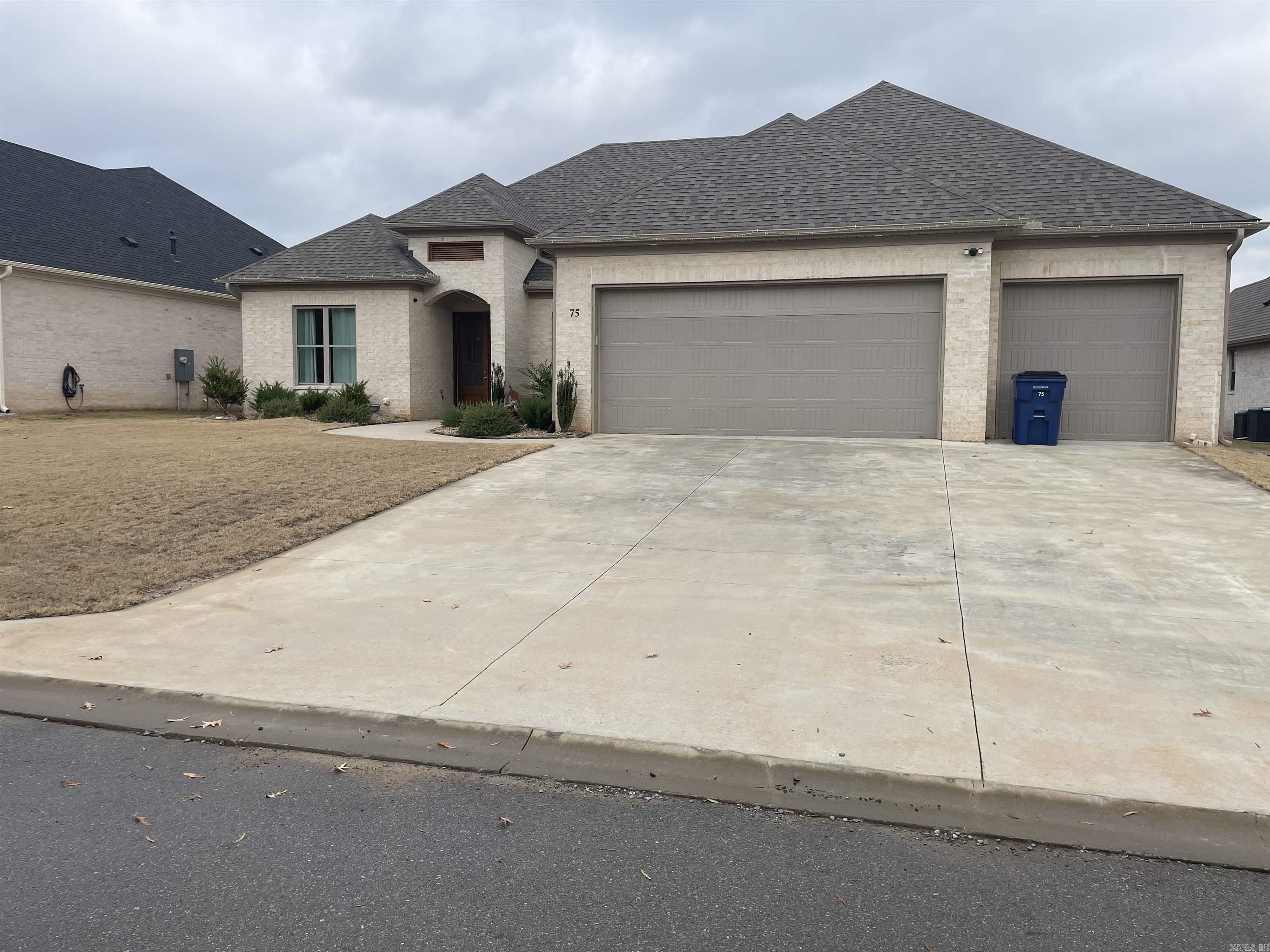 75 Lucia Lane Maumelle, AR 72113