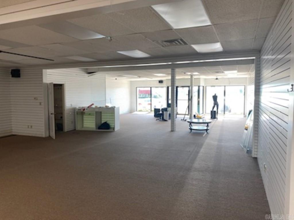 2719 S Caraway  Jonesboro, AR