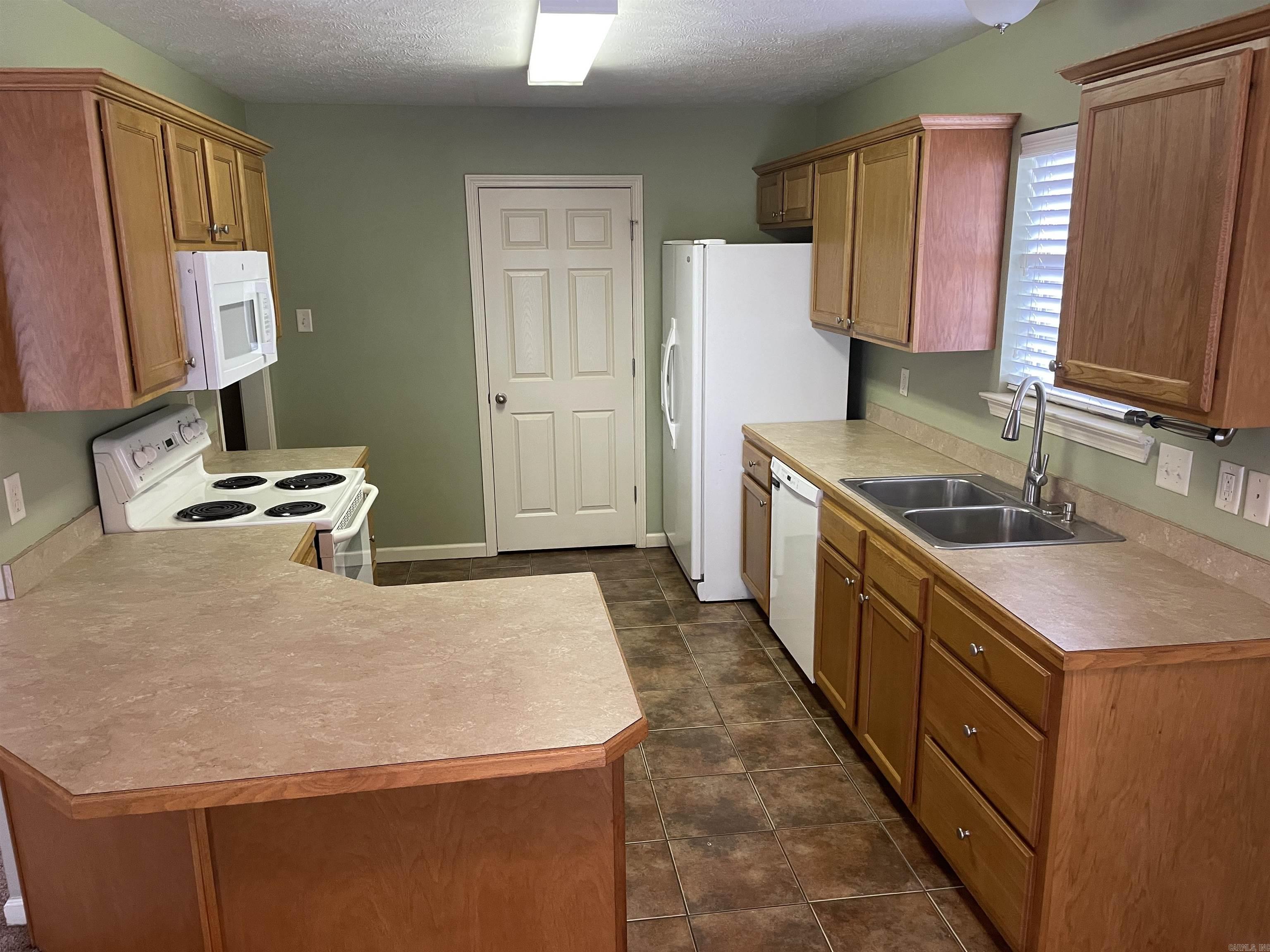 1720 Milestone  Conway, AR