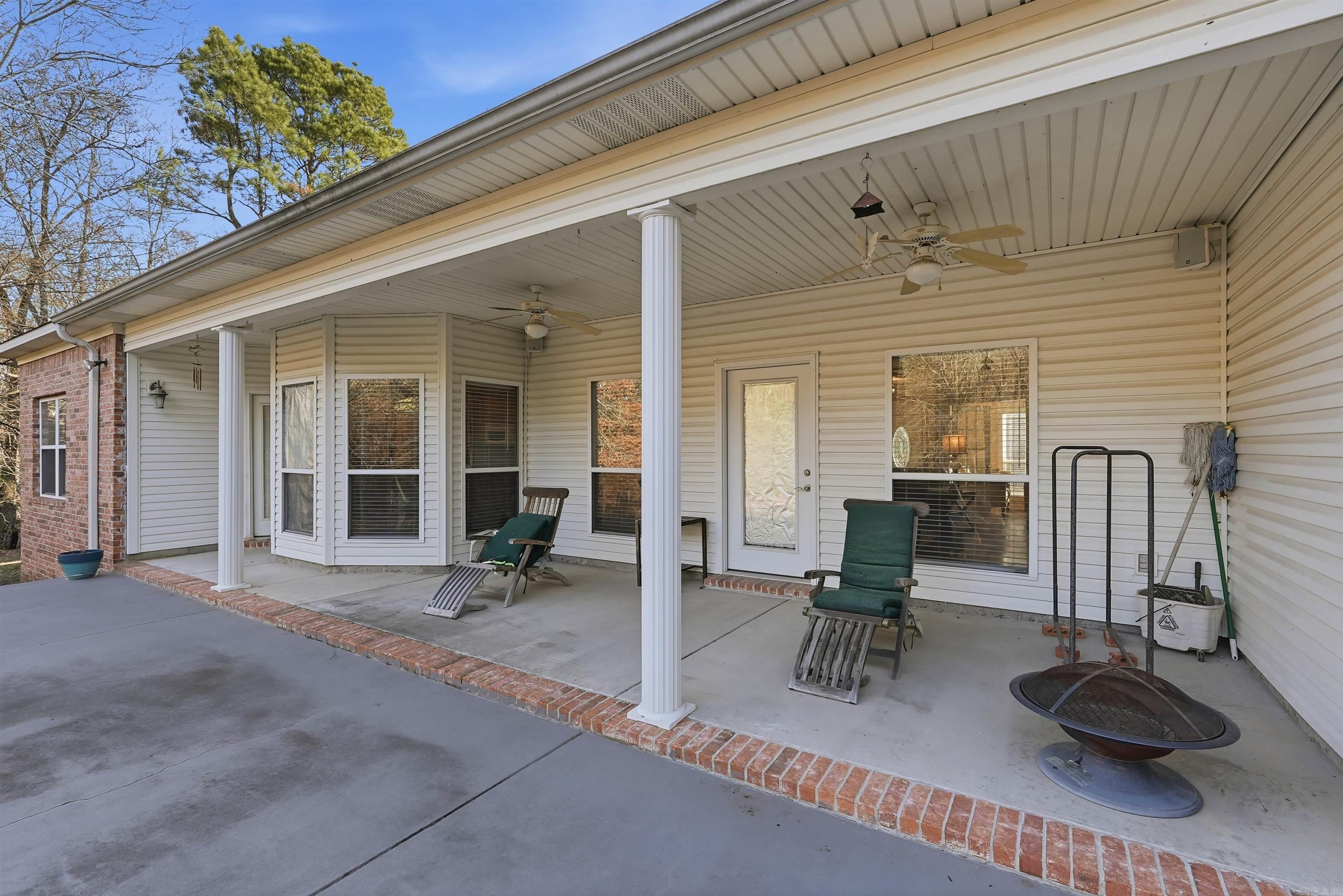 2121 DONHAM  Bauxite, AR