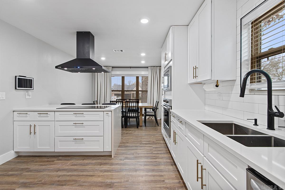 100 Horseshoe  Sherwood, AR