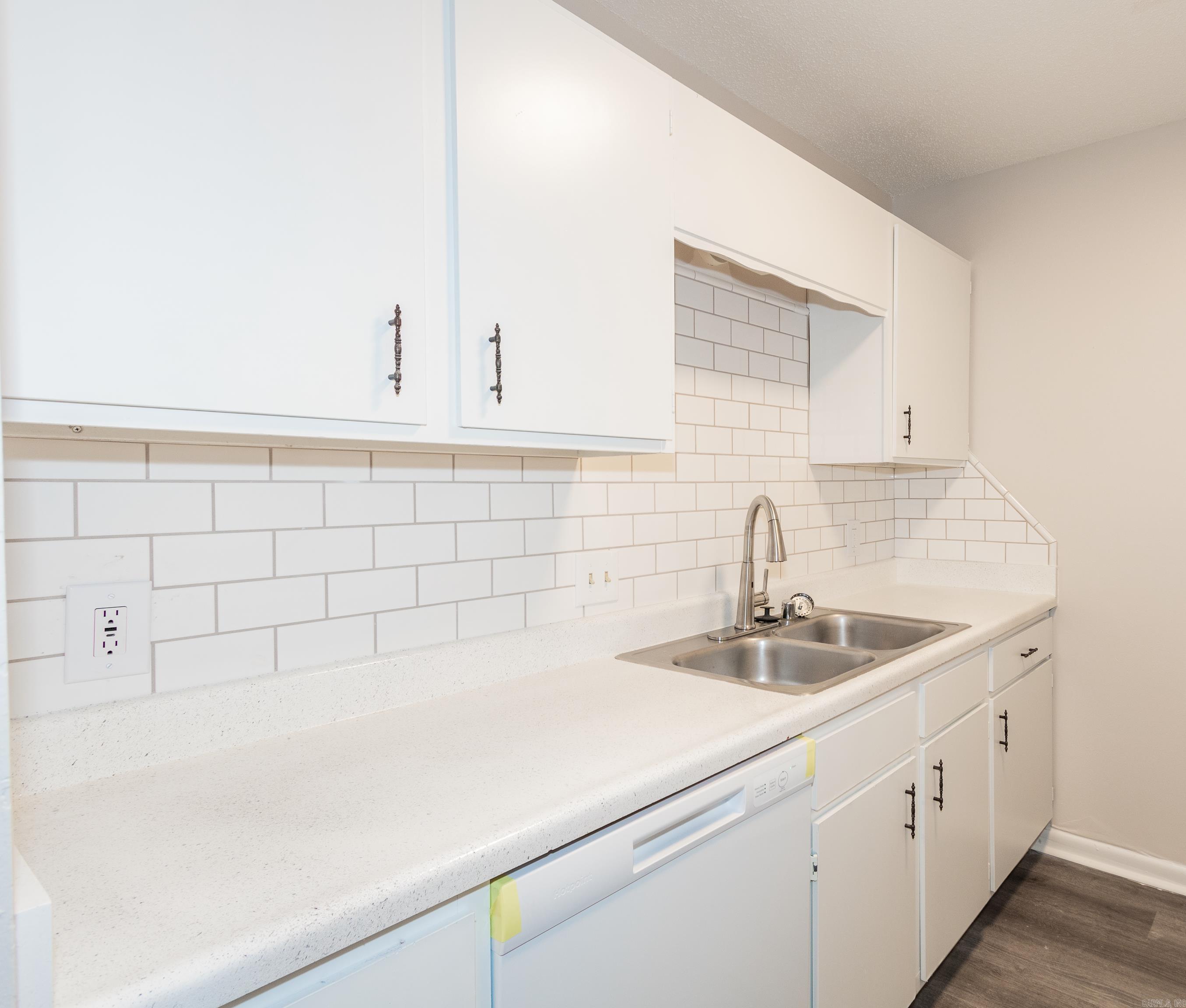 1100 Brookside  Little Rock, AR