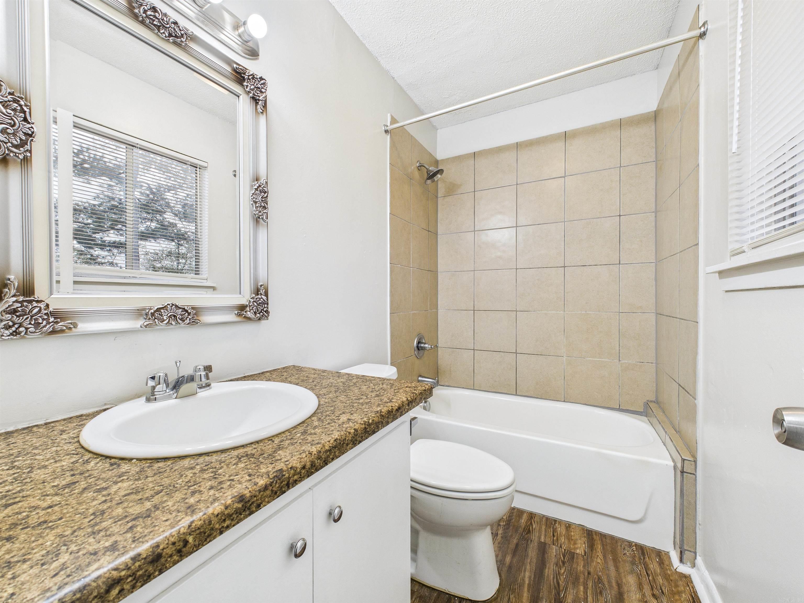 14 Linkay  Little Rock, AR