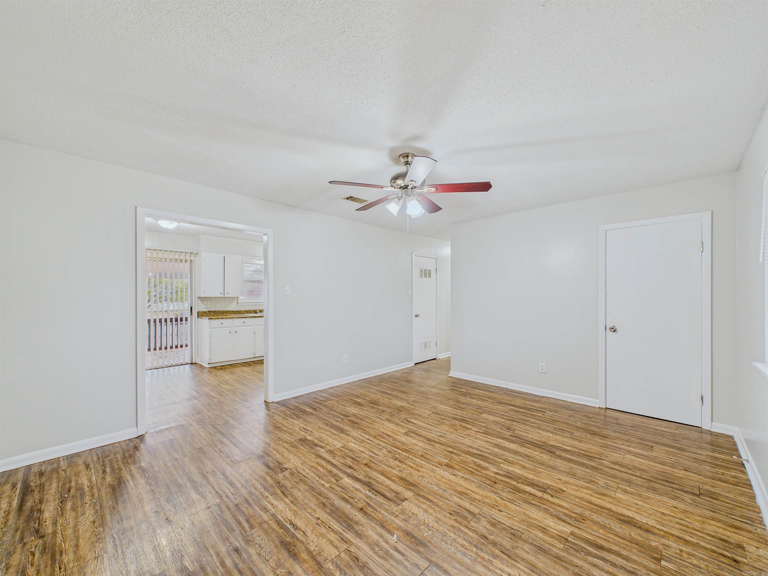 14 Linkay  Little Rock, AR