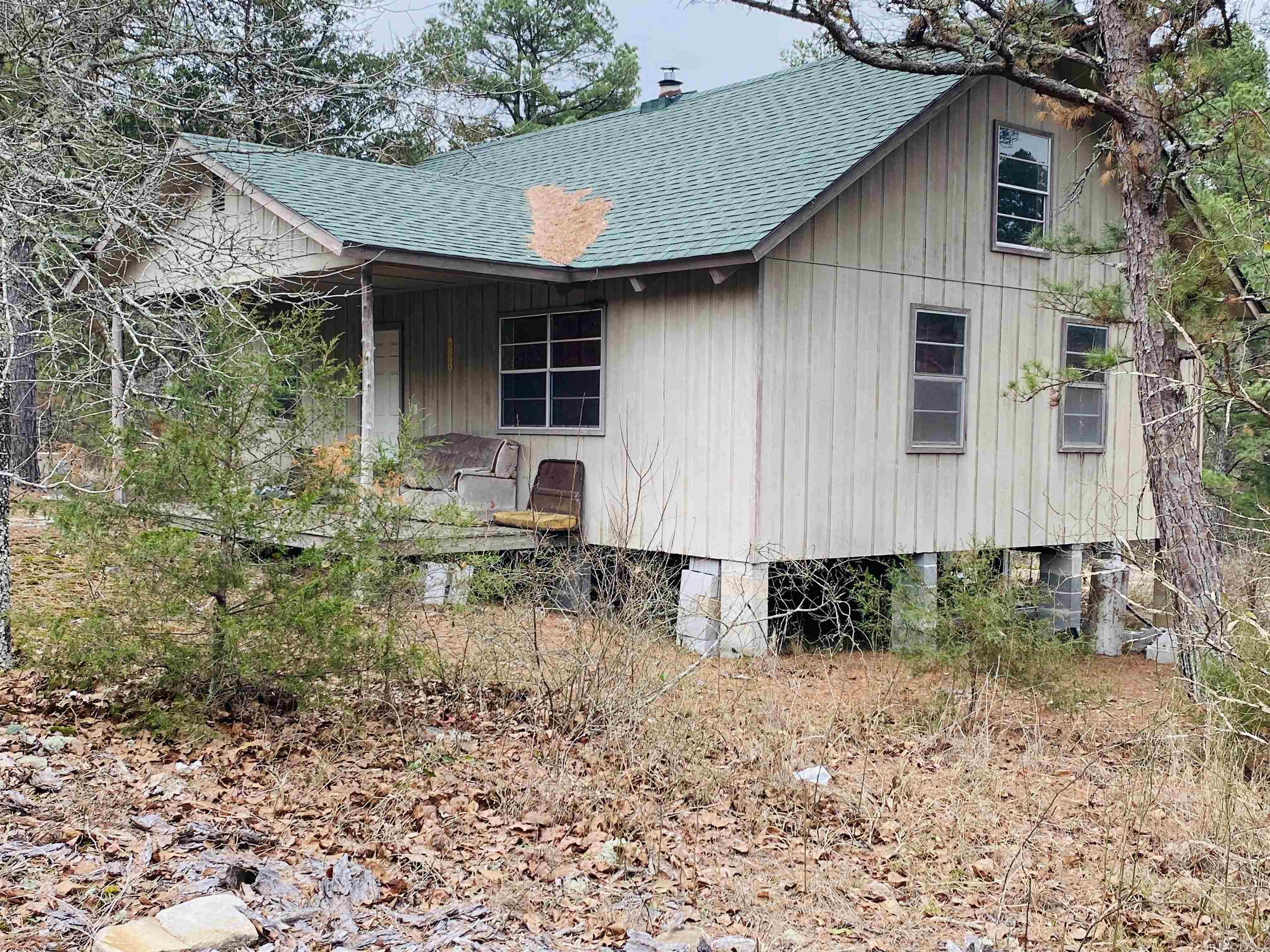 1019 Bartmess Road Calico Rock, AR 72519