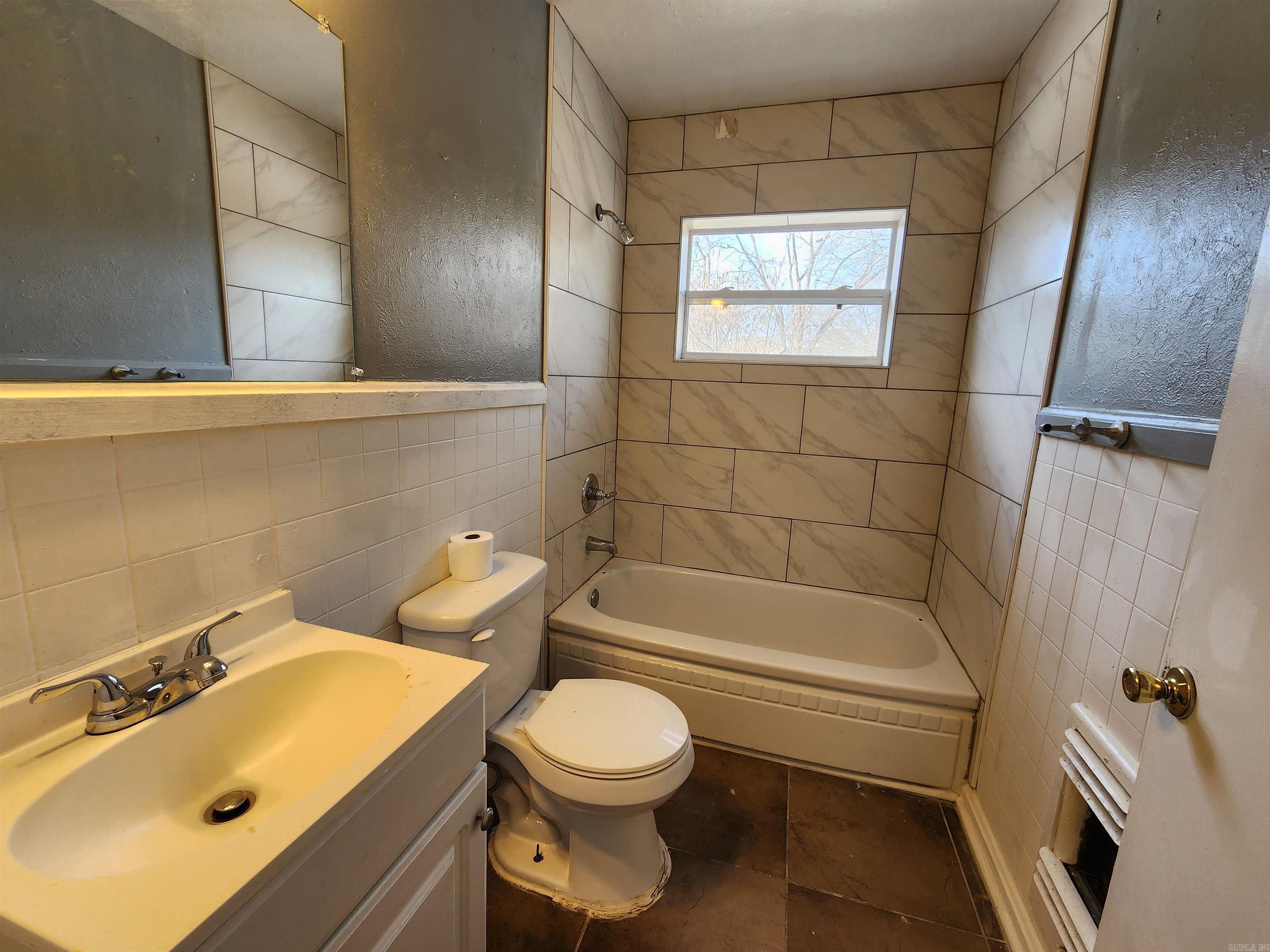 1504 Allen #5  North Little Rock, AR