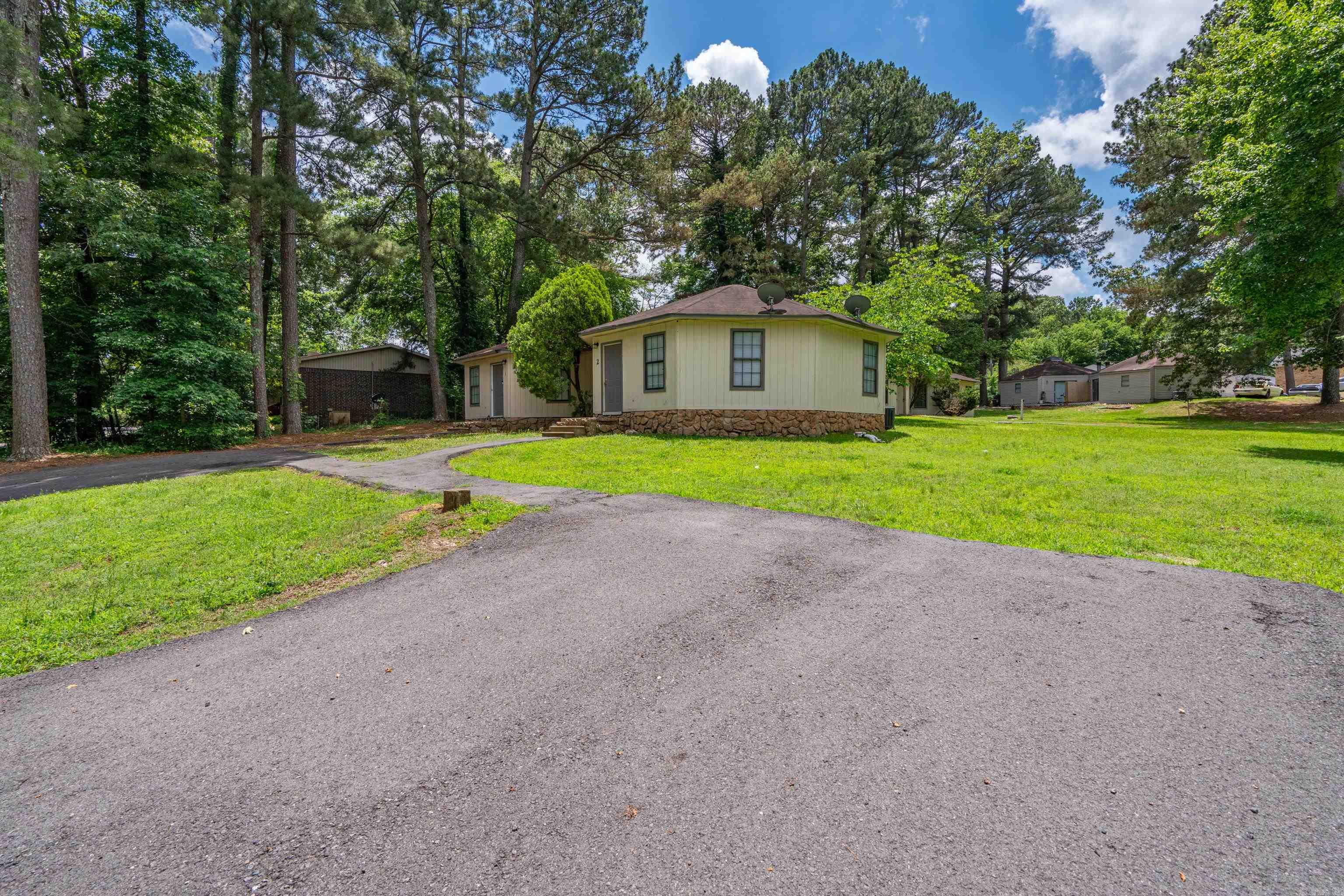 812 Shady Heights  Hot Springs, AR
