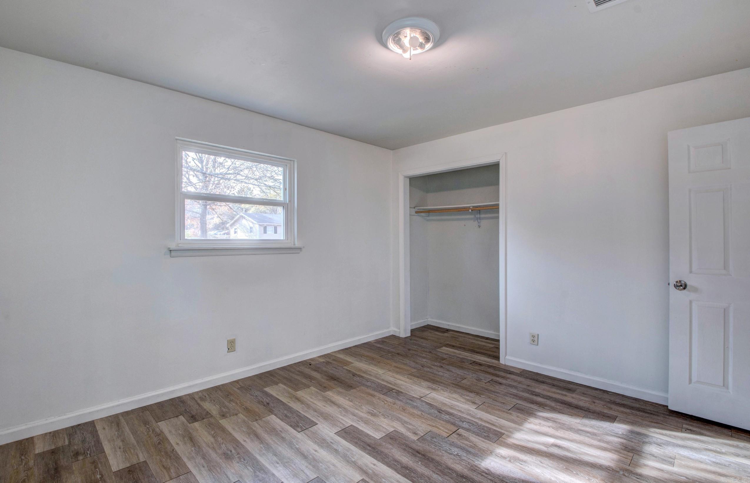 7100 Redwood  Little Rock, AR