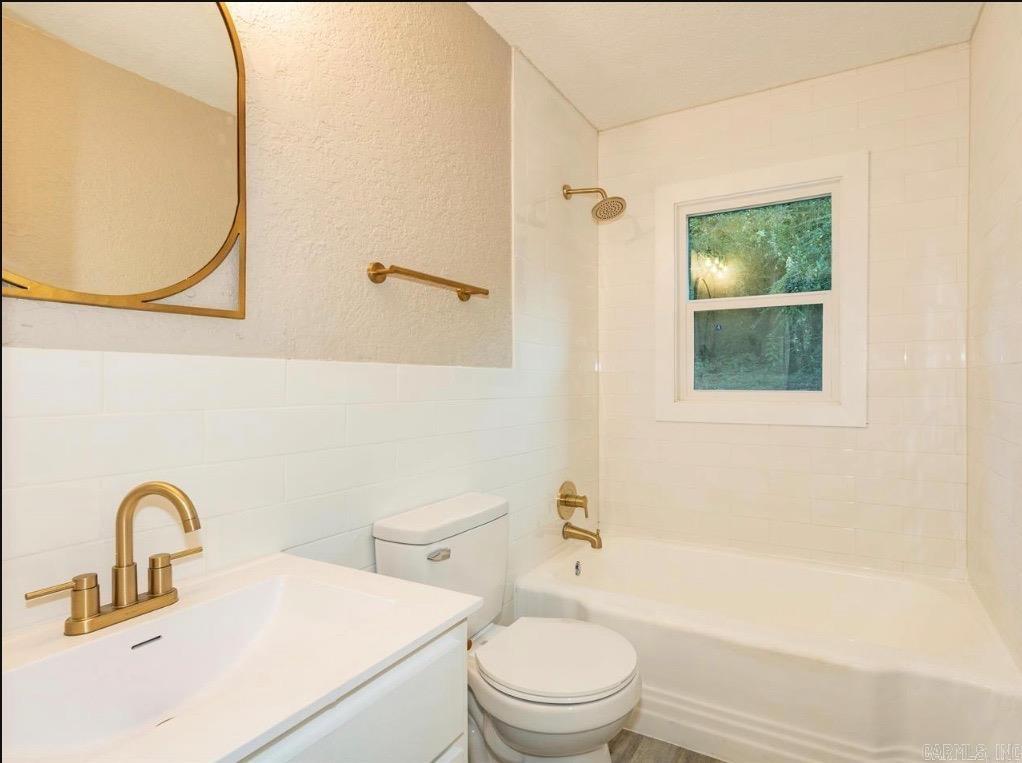 107 N Summit  Little Rock, AR