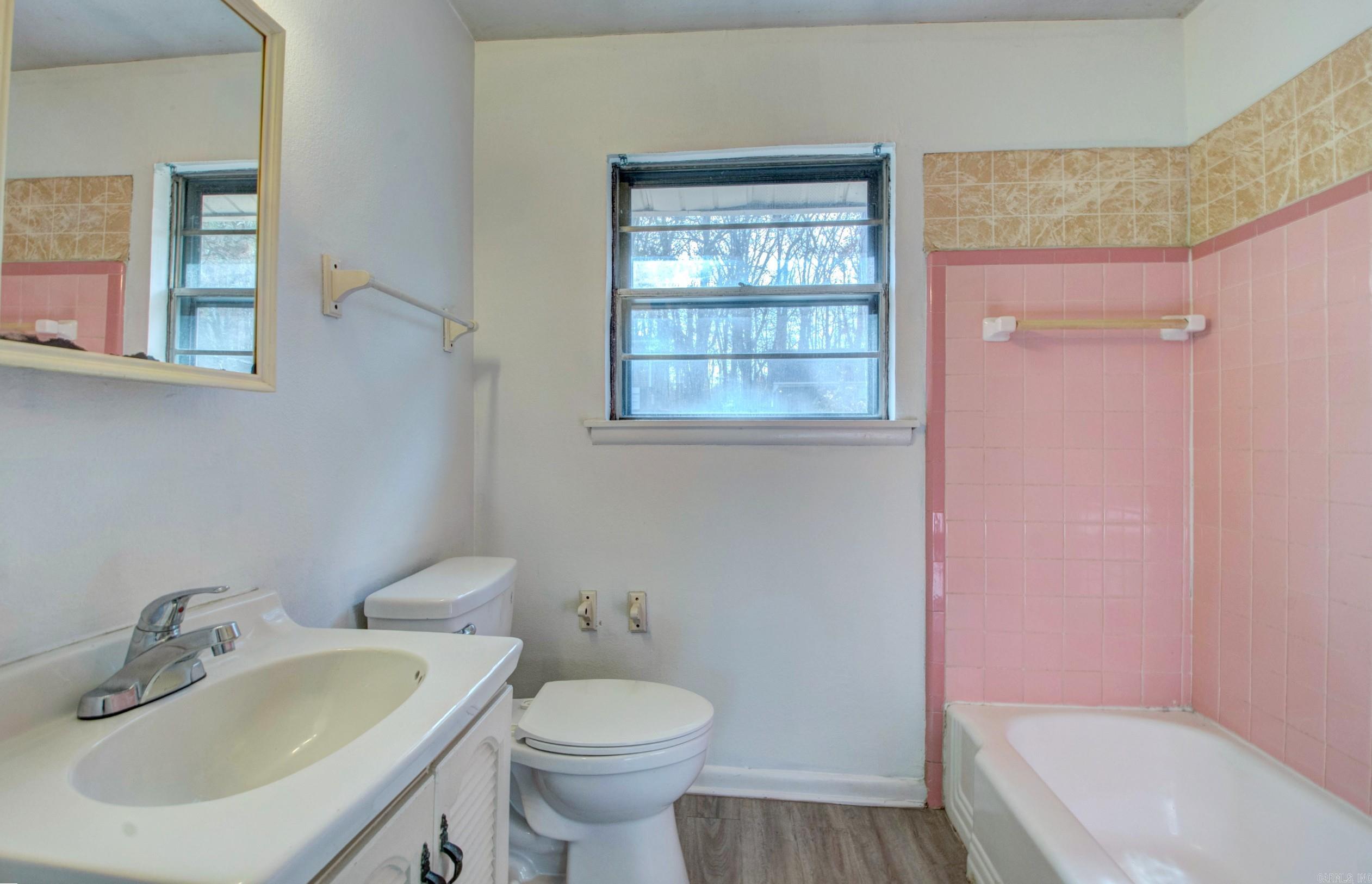 20 S Wakefield  Little Rock, AR