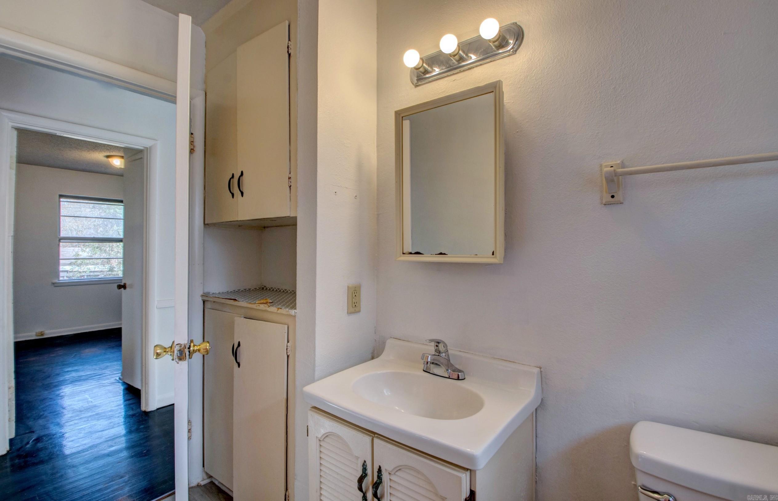 20 S Wakefield  Little Rock, AR