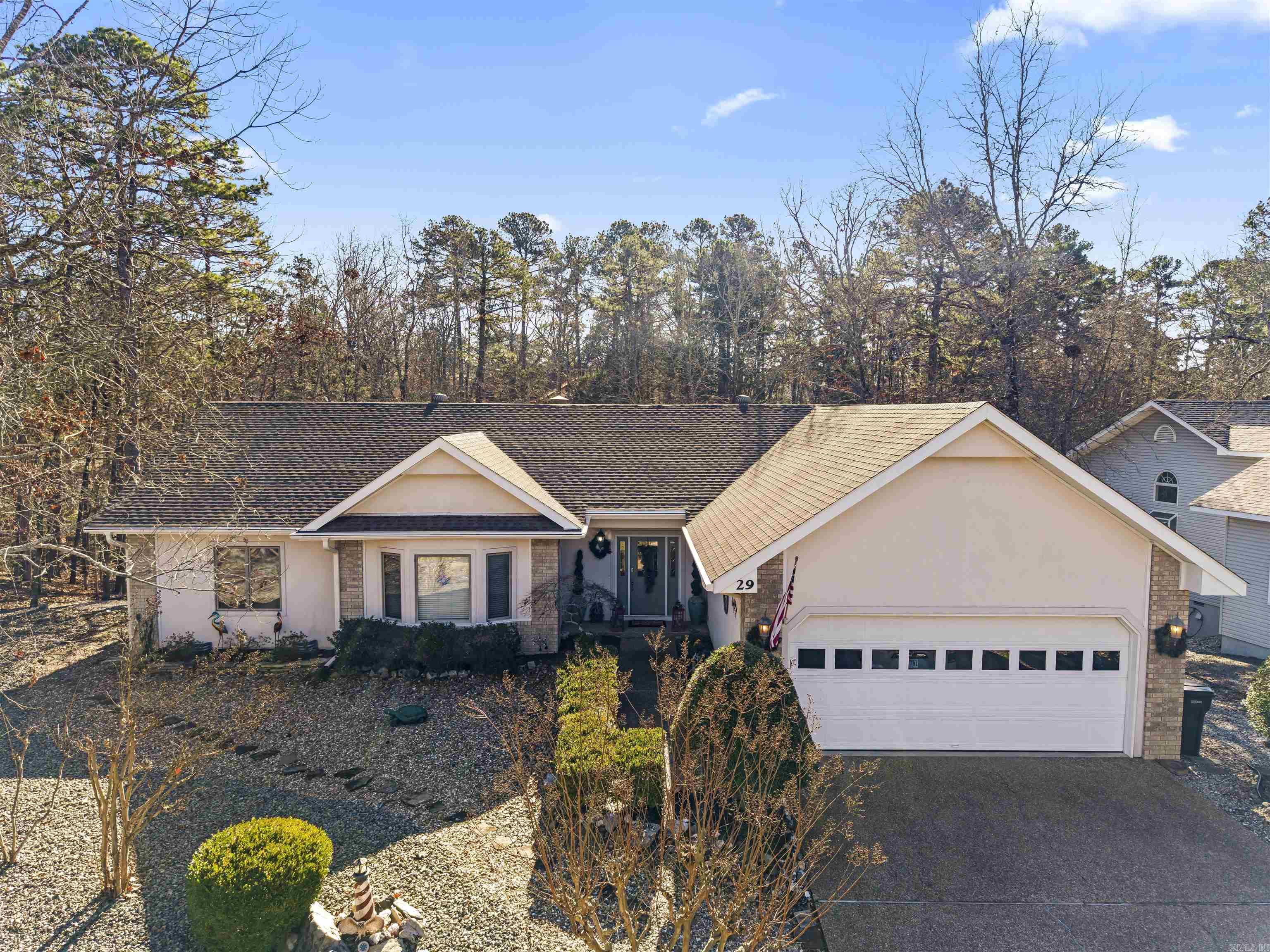 29 Resplandor Way Hot Springs Village, AR 71909